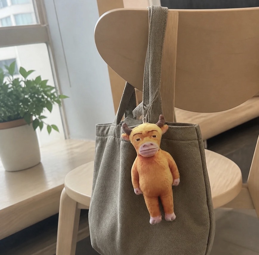 <🐄真的挺牛> 牛來 毛絨 掛件 抽象 玩偶 娃娃