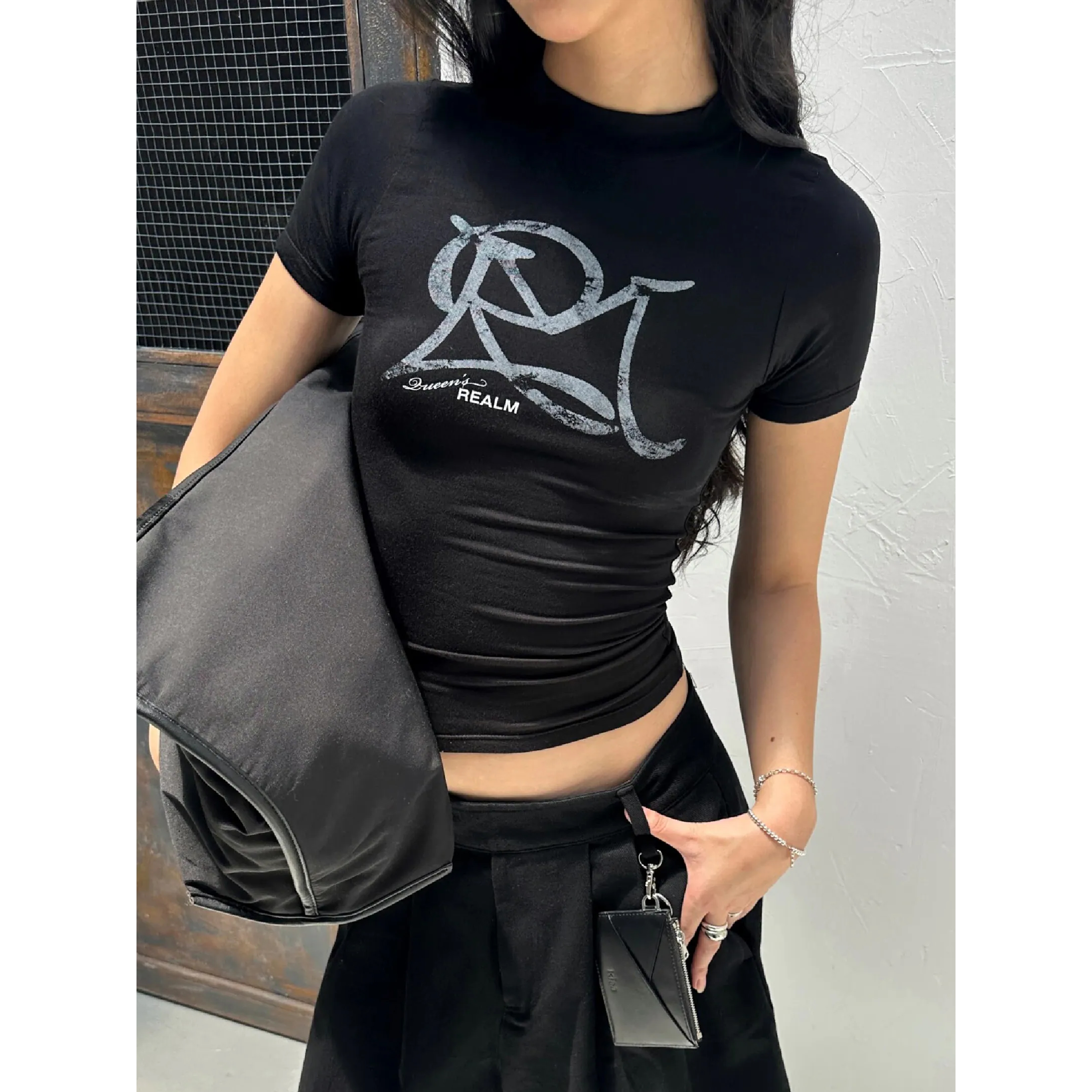 REALM of Icon Queen Tee
