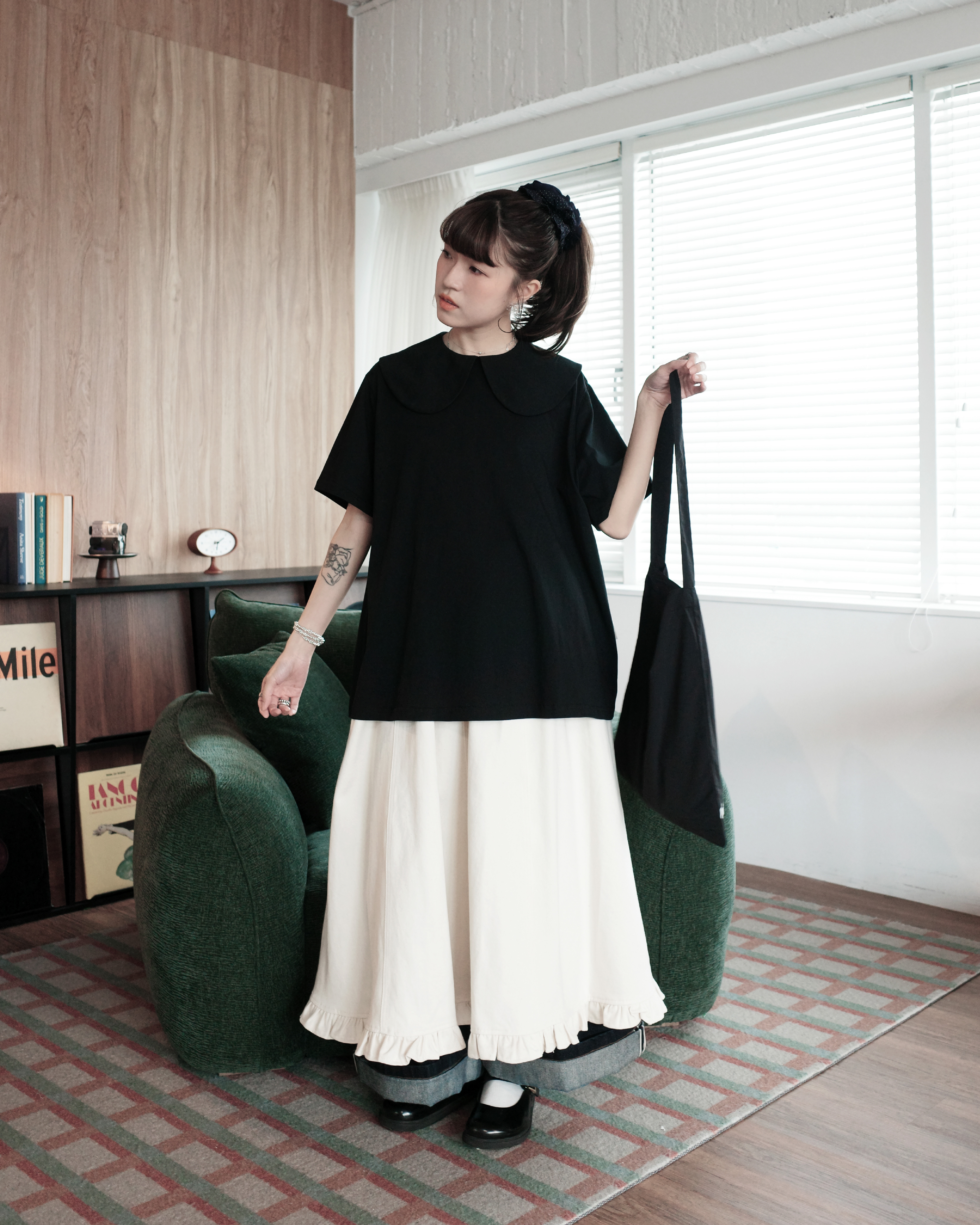 【 Kiki.co made 】Simple Collar Top - Black 預覽