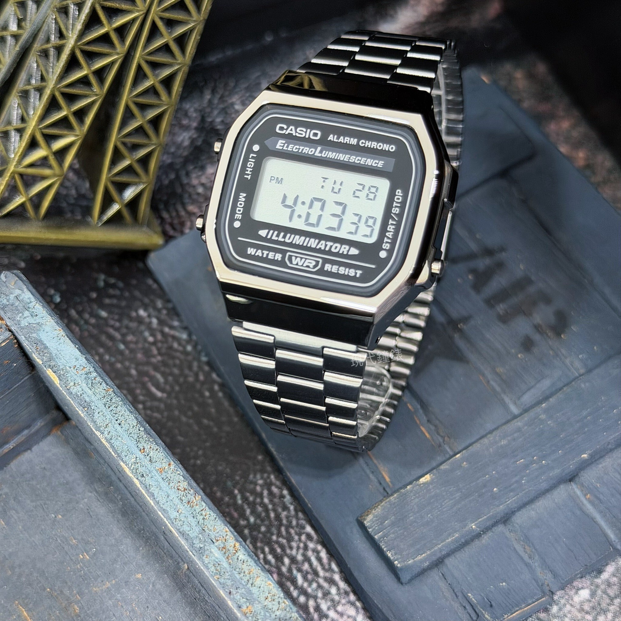 【CASIO 卡西歐】VINTAGE 復古小方塊煙燻灰電子錶 A168WGG-1A 36.3mm 現代鐘錶