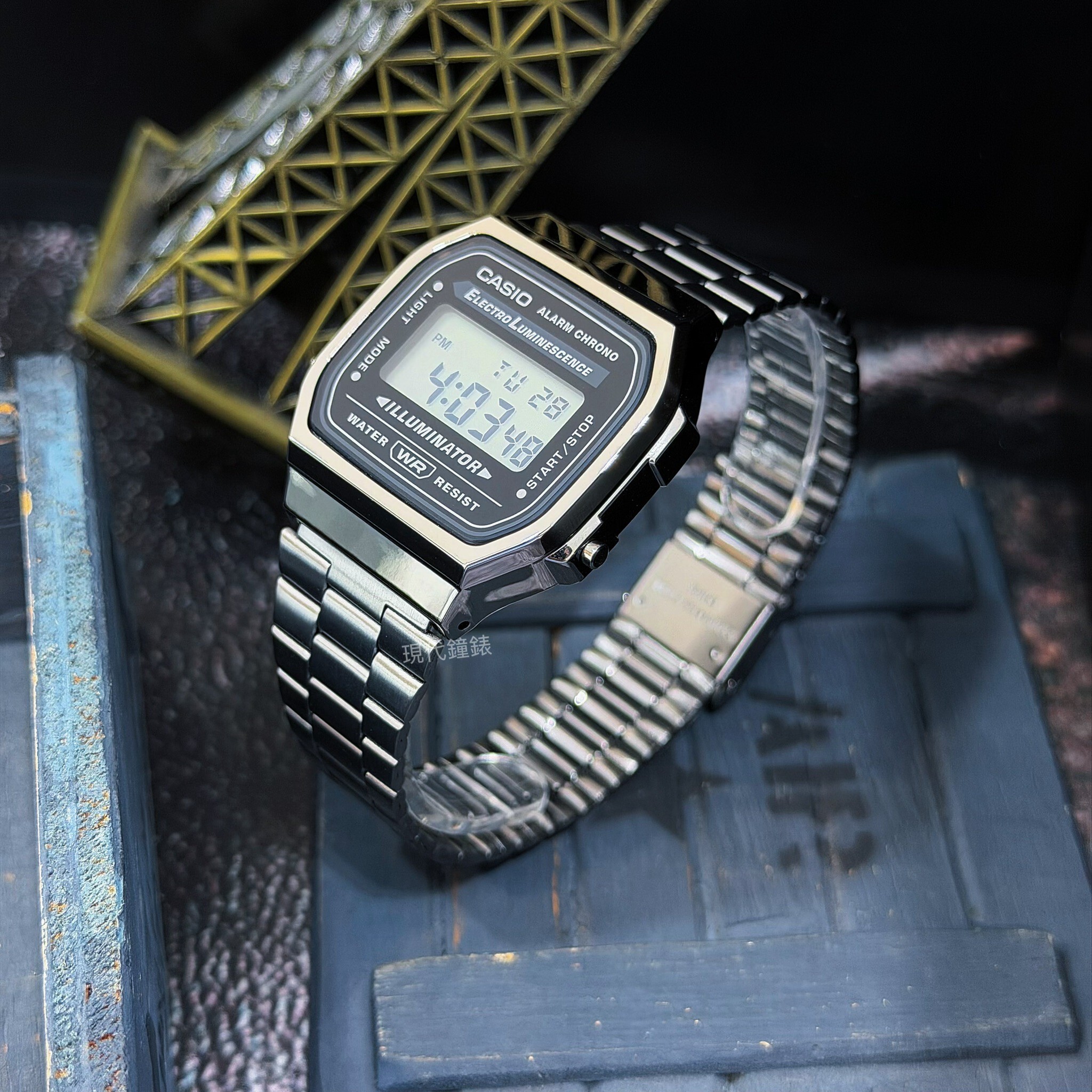 【CASIO 卡西歐】VINTAGE 復古小方塊煙燻灰電子錶 A168WGG-1A 36.3mm 現代鐘錶