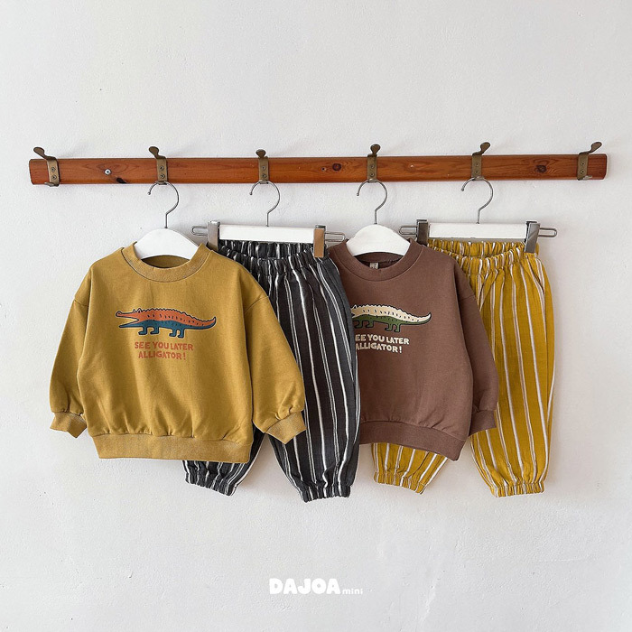 正韓秋DAJOA 兩色恐龍直條套裝