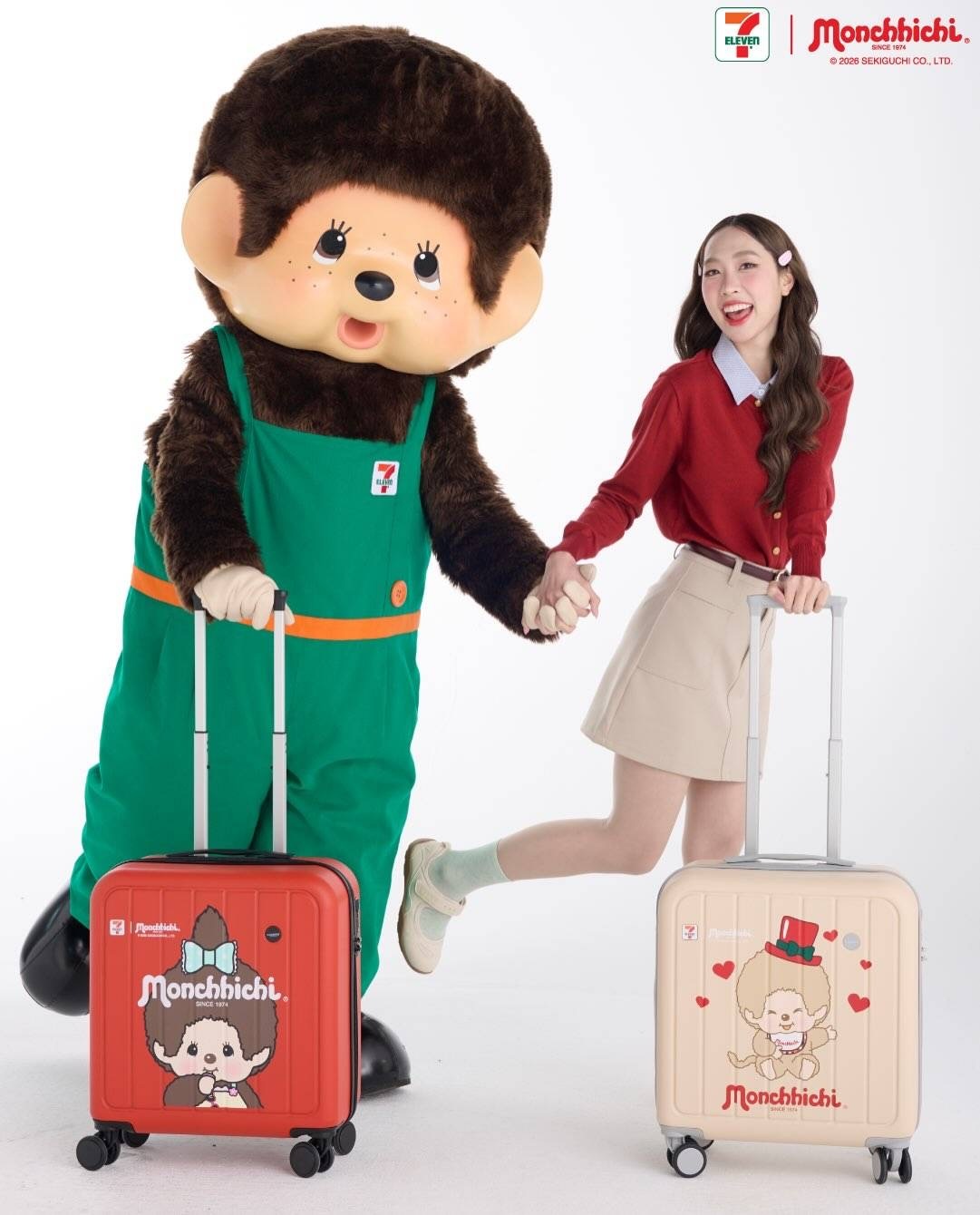 【Luxury】泰國限定 monchhichi  7-11 seven聯名 小7蒙奇奇 隨身包 旅行組 風扇 提袋 滑鼠 滑鼠墊