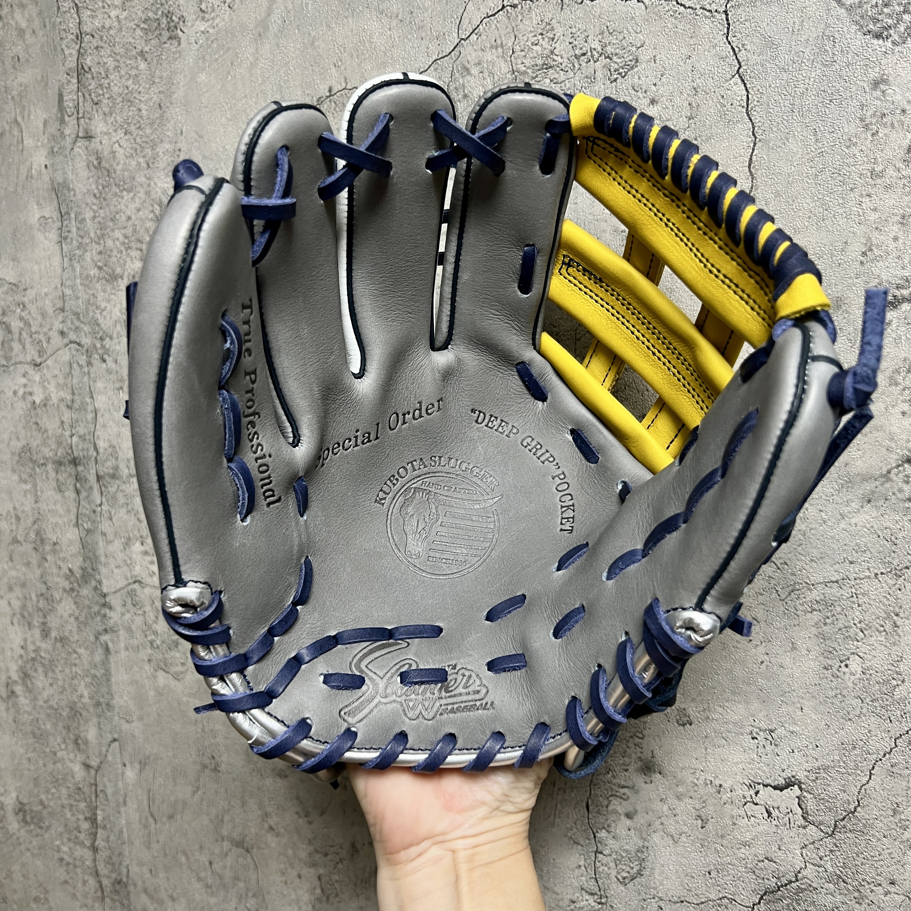 【照片分享】久保田SLUGGER 軟式 内野 AR4
