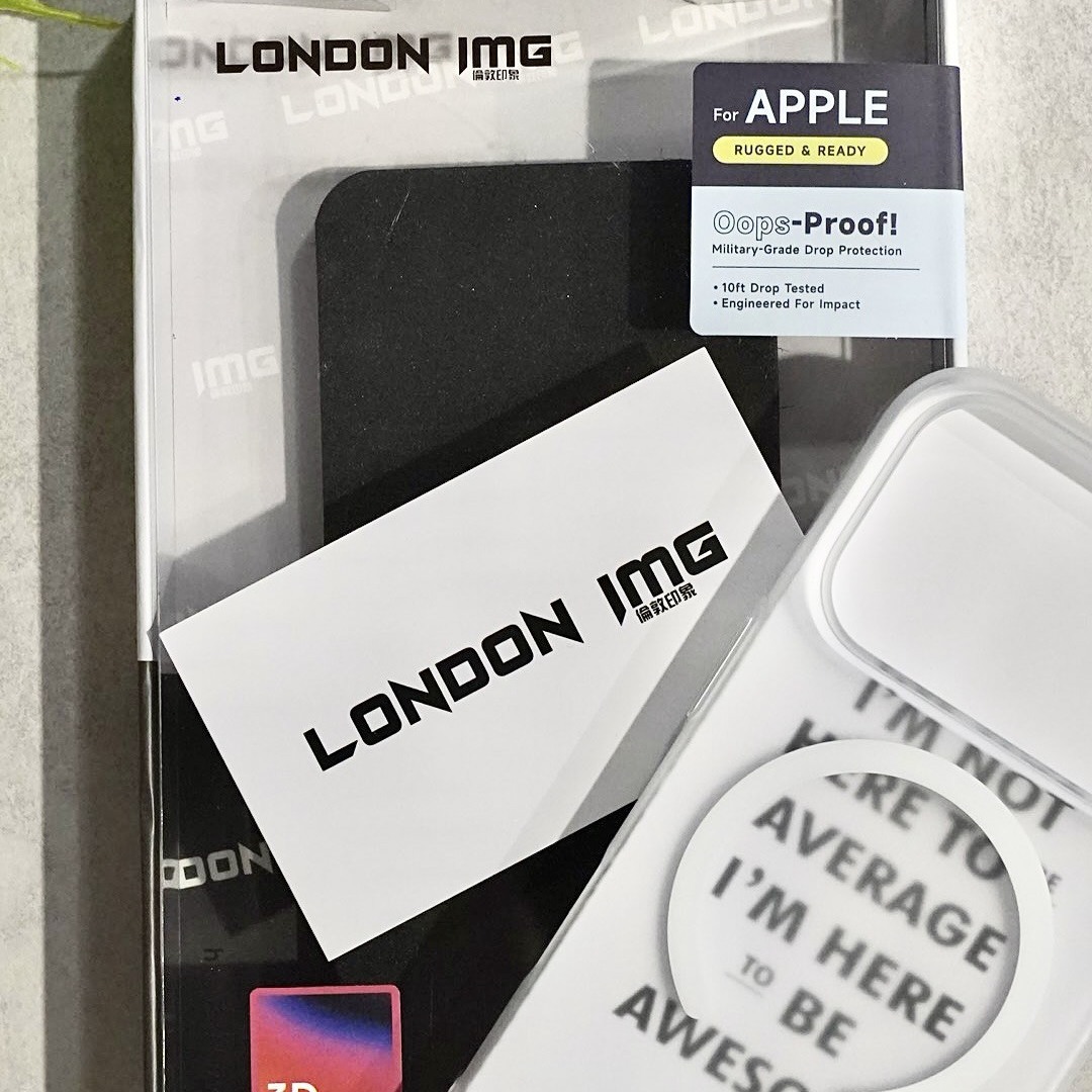 LONDONIMG Air Lite Case 的吊卡包裝與黑白兩款磨砂超薄殼並陳