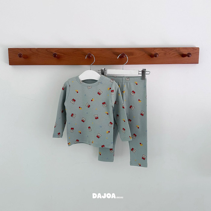 正韓秋DAJOA 兩色滿版熊熊家居服套裝