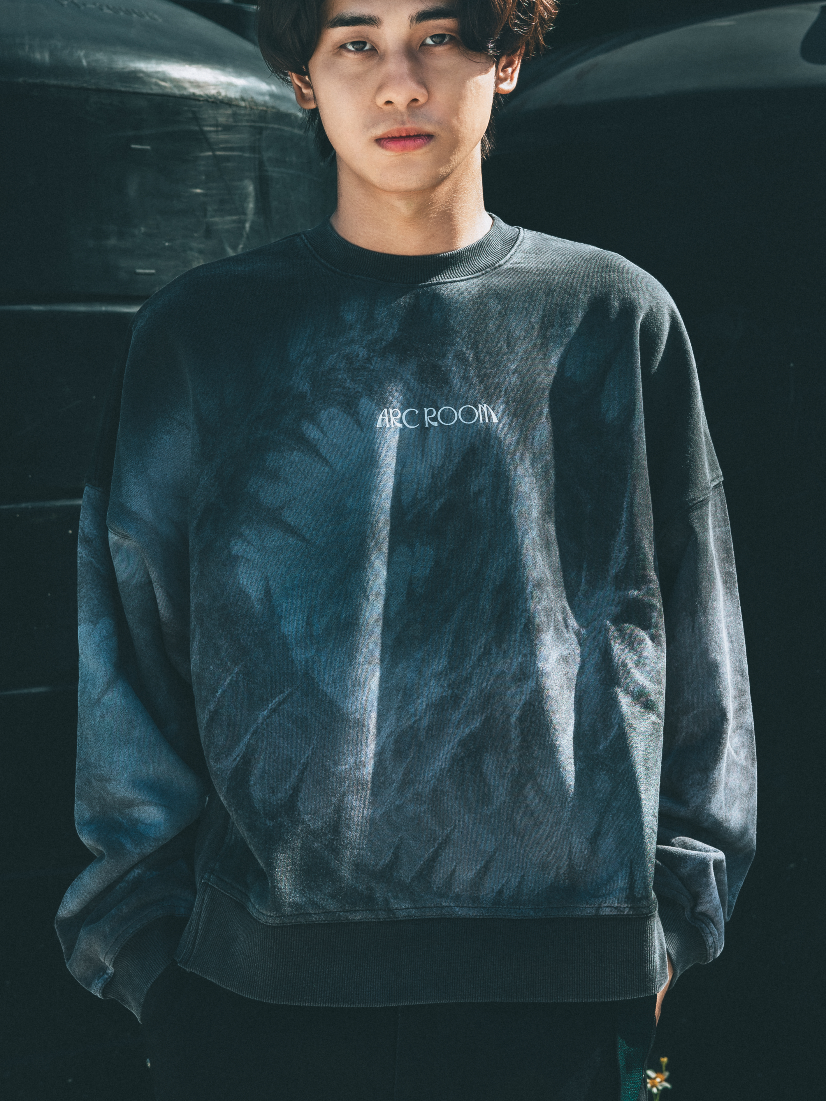 【車庫服飾】ARC ROOM THORN WASHED LOGO CREWNECK