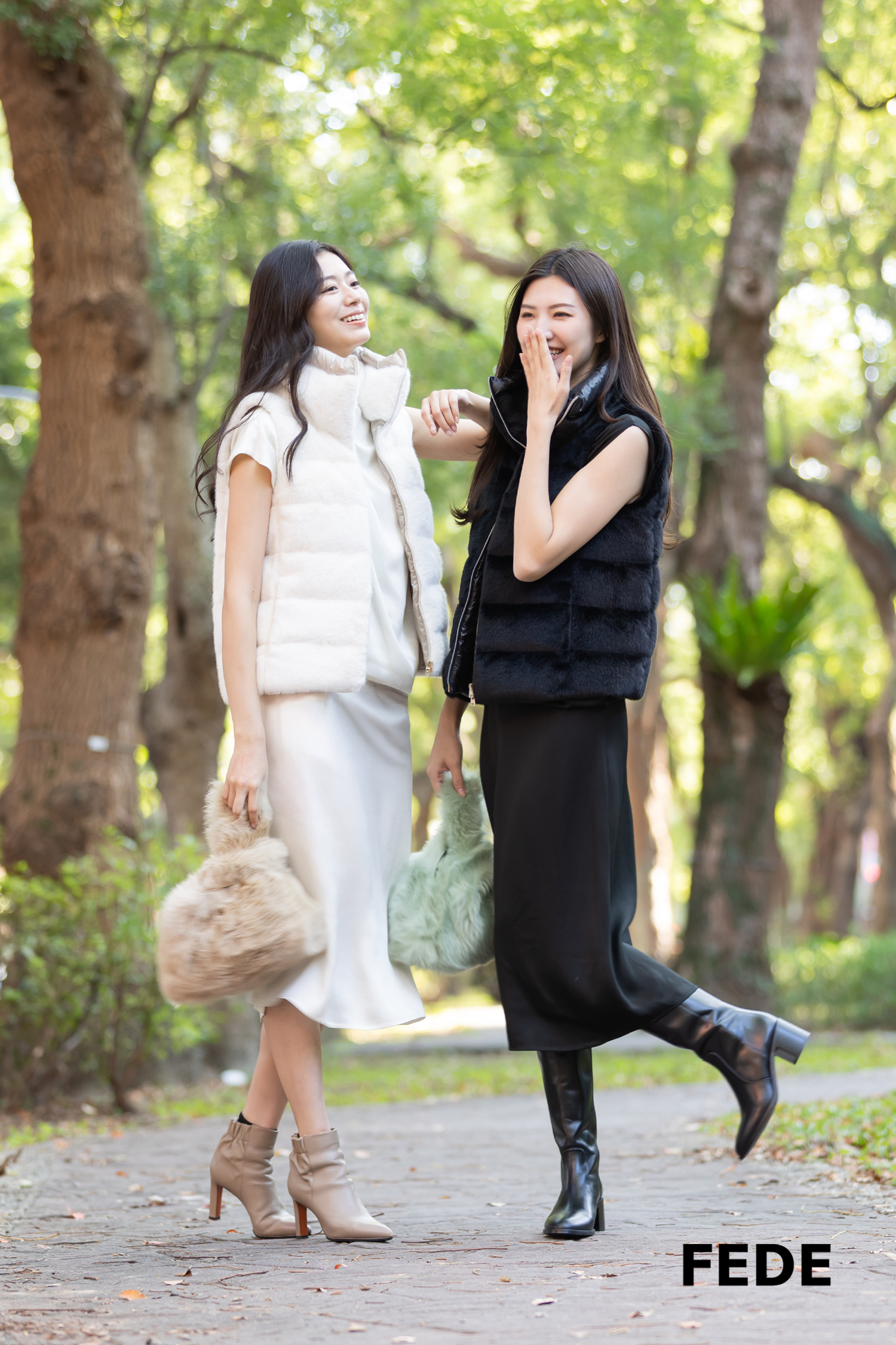 HERNO 毛毛拉鍊羽絨背心(米白)