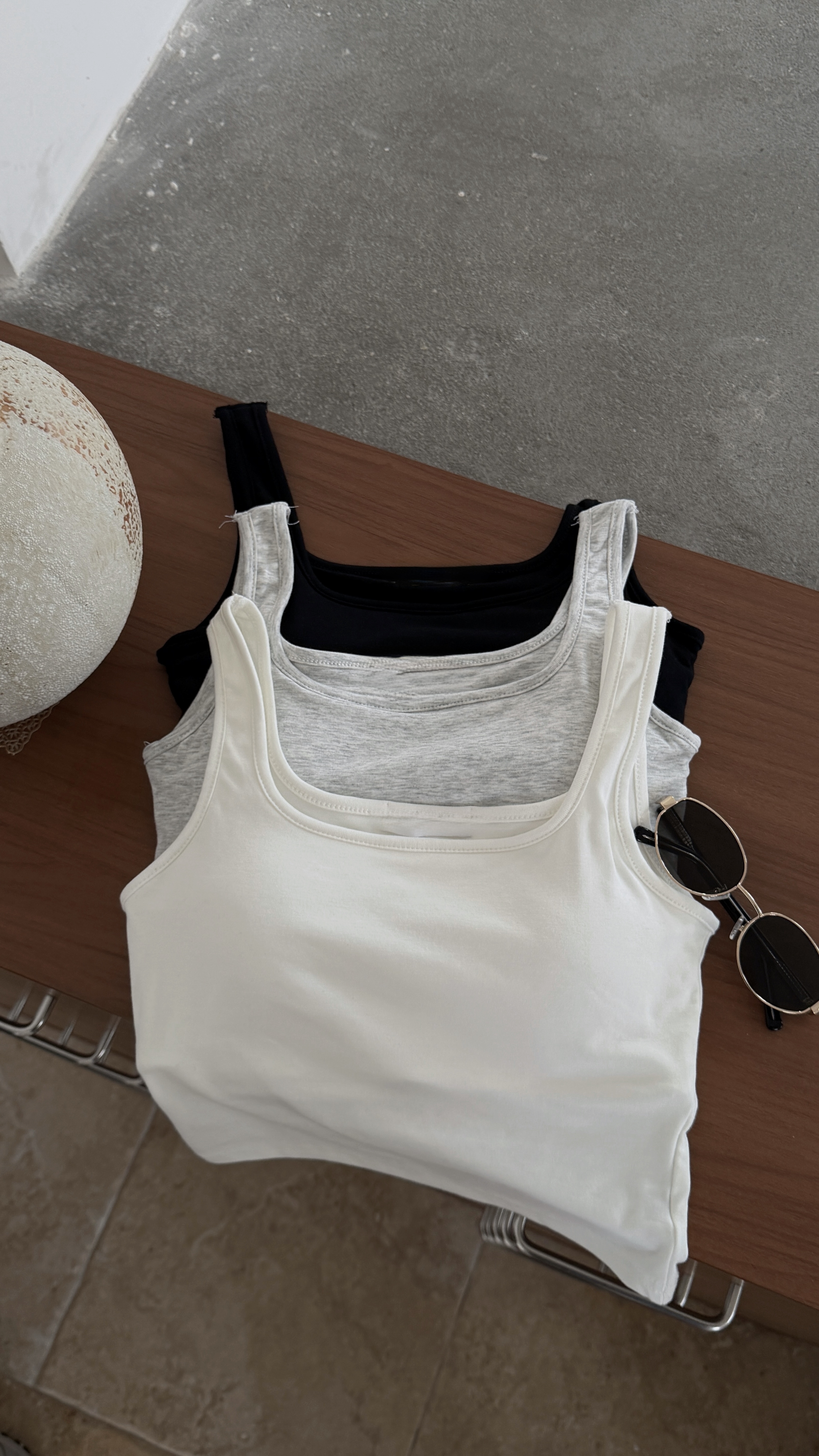 質感修身方領bra top ( 3 colors )