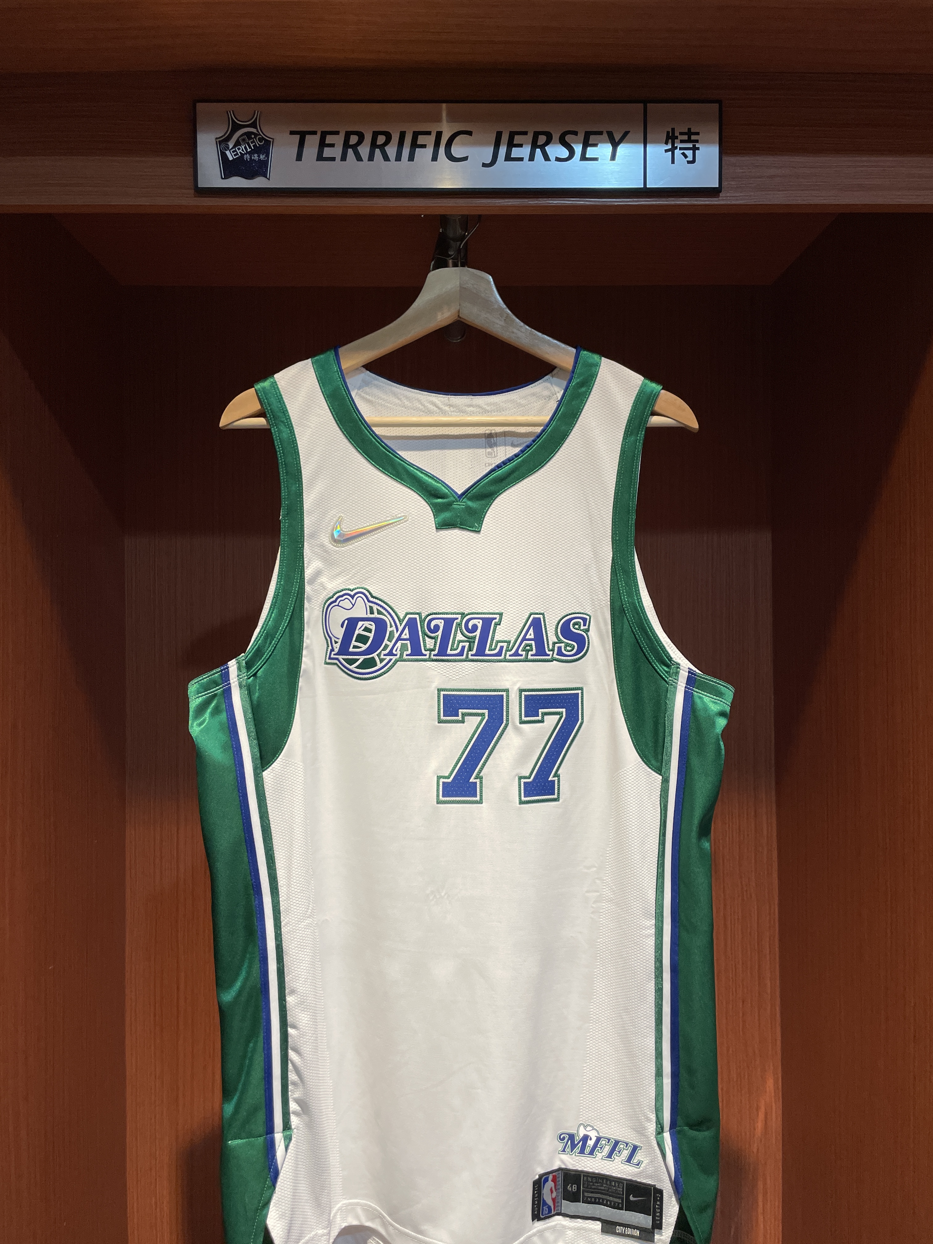 NBA球衣 Luka Doncic 達拉斯小牛城市 75周年 鑽石標 City Nike Authentic 球員版 電繡 全新