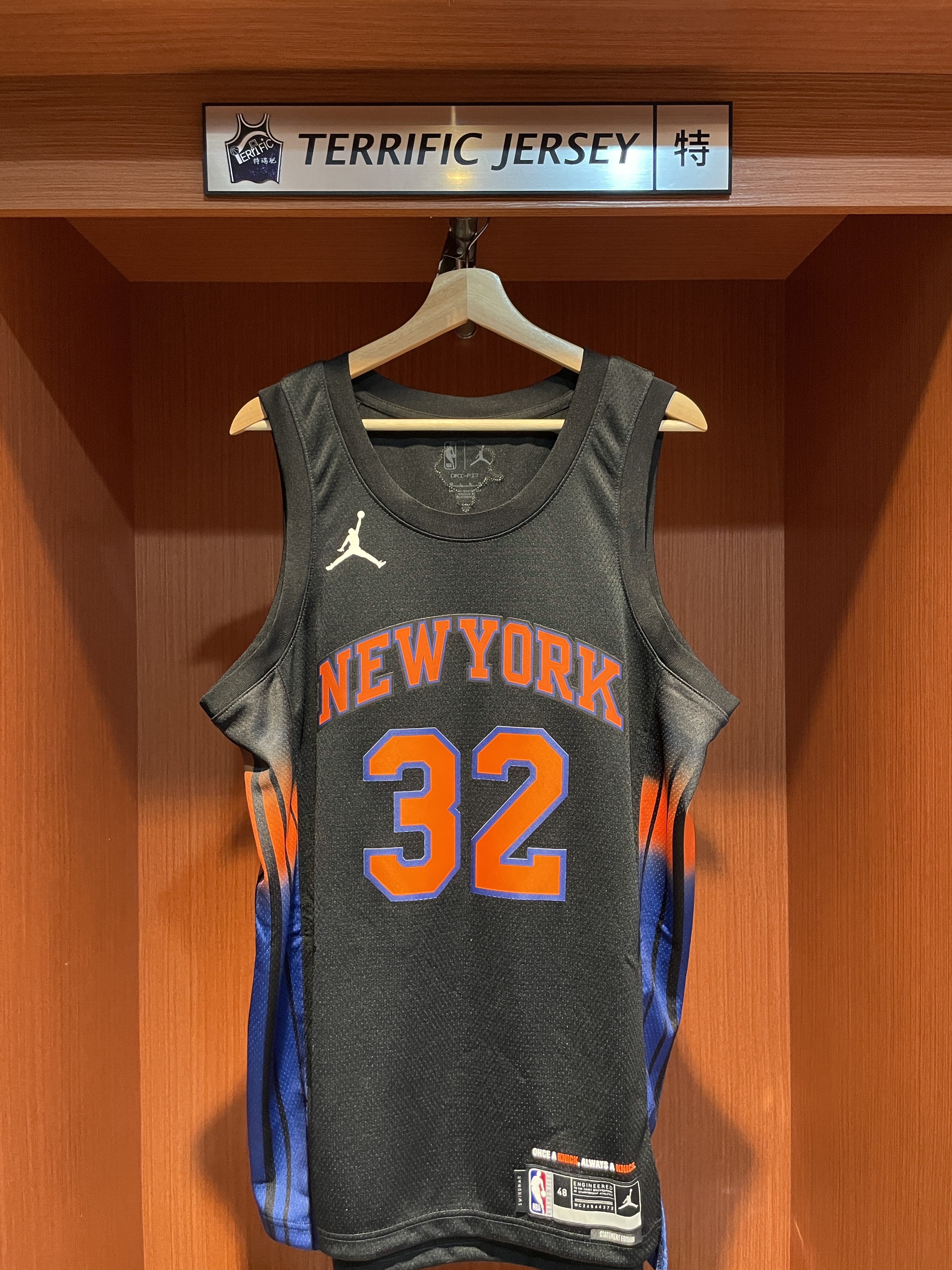 NBA球衣 Karl-Anthony Towns 紐約尼克黑 Statement Jordan Swingman 球迷版 熱轉印 含冠軍章 全新