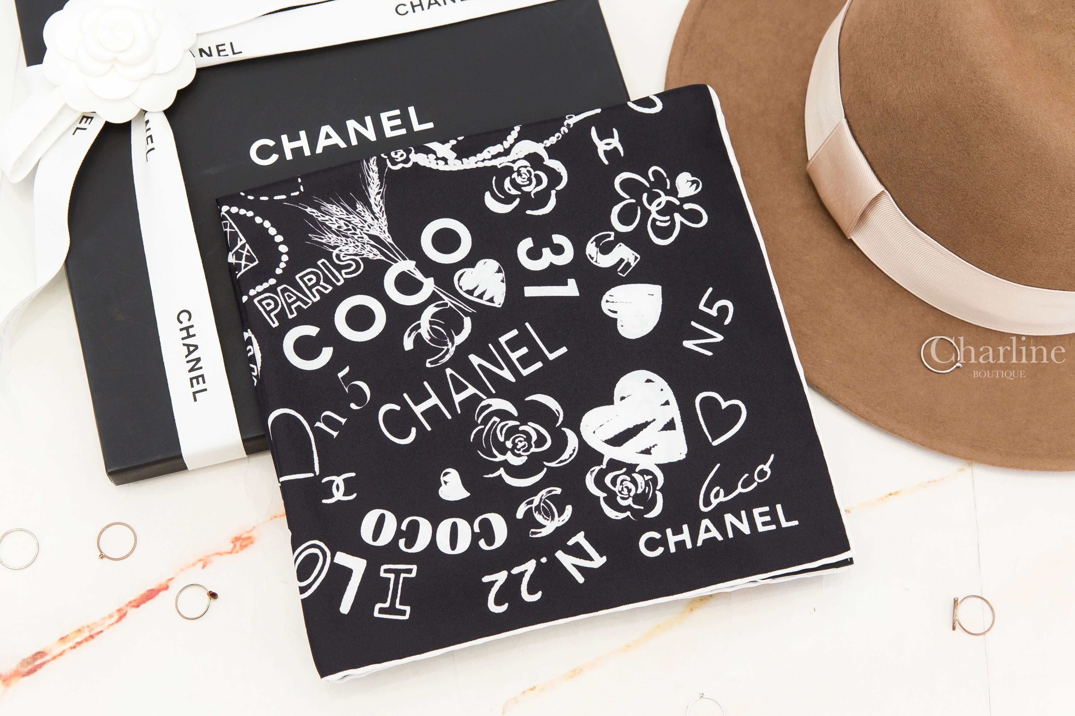 Chanel Square Scarf 黑底滿版白色手繪塗鴉字樣白色滾邊真絲方巾-Charline Boutique 精品代購
