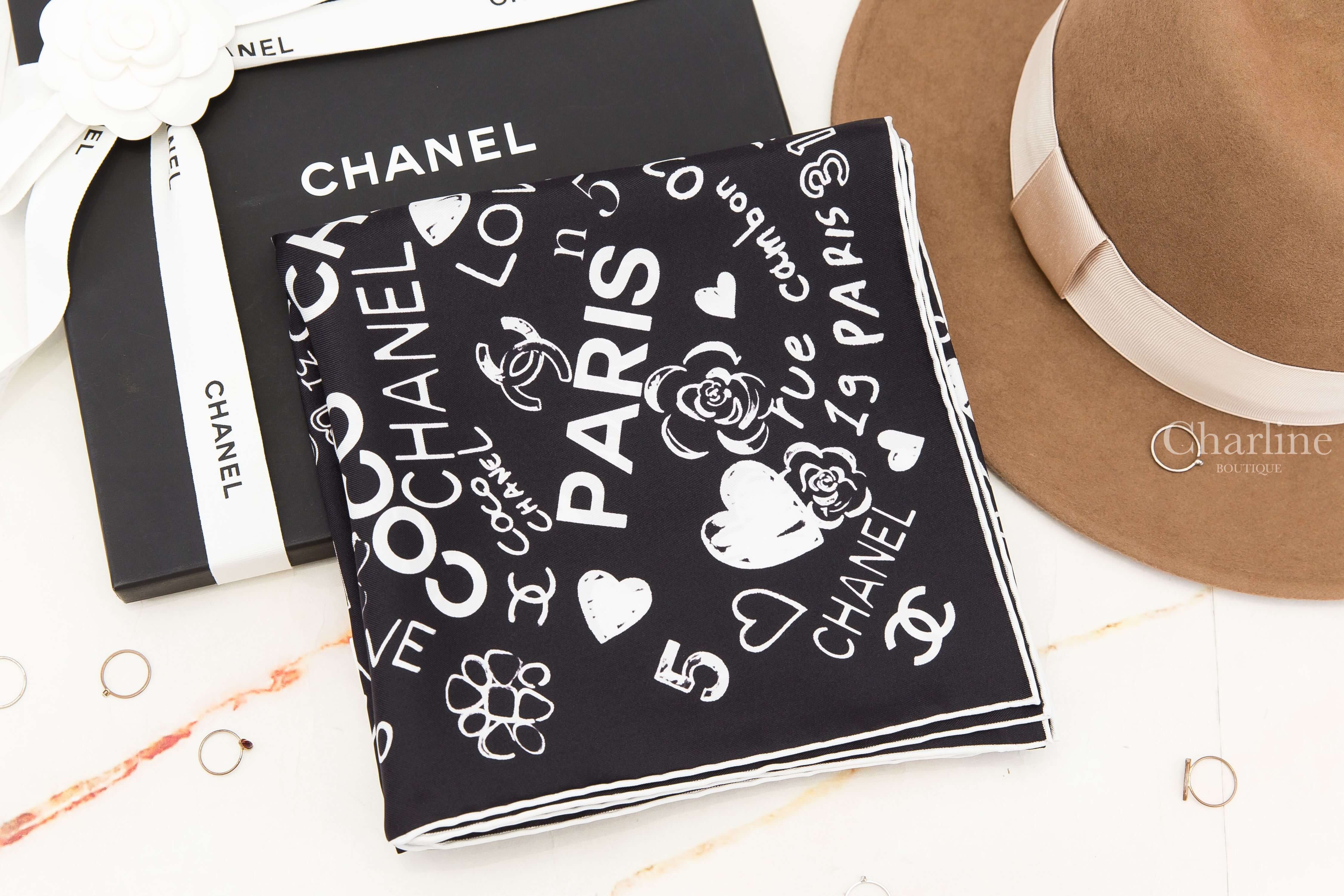 Chanel Square Scarf 黑底滿版白色手繪塗鴉字樣白色滾邊真絲方巾-Charline Boutique 精品代購