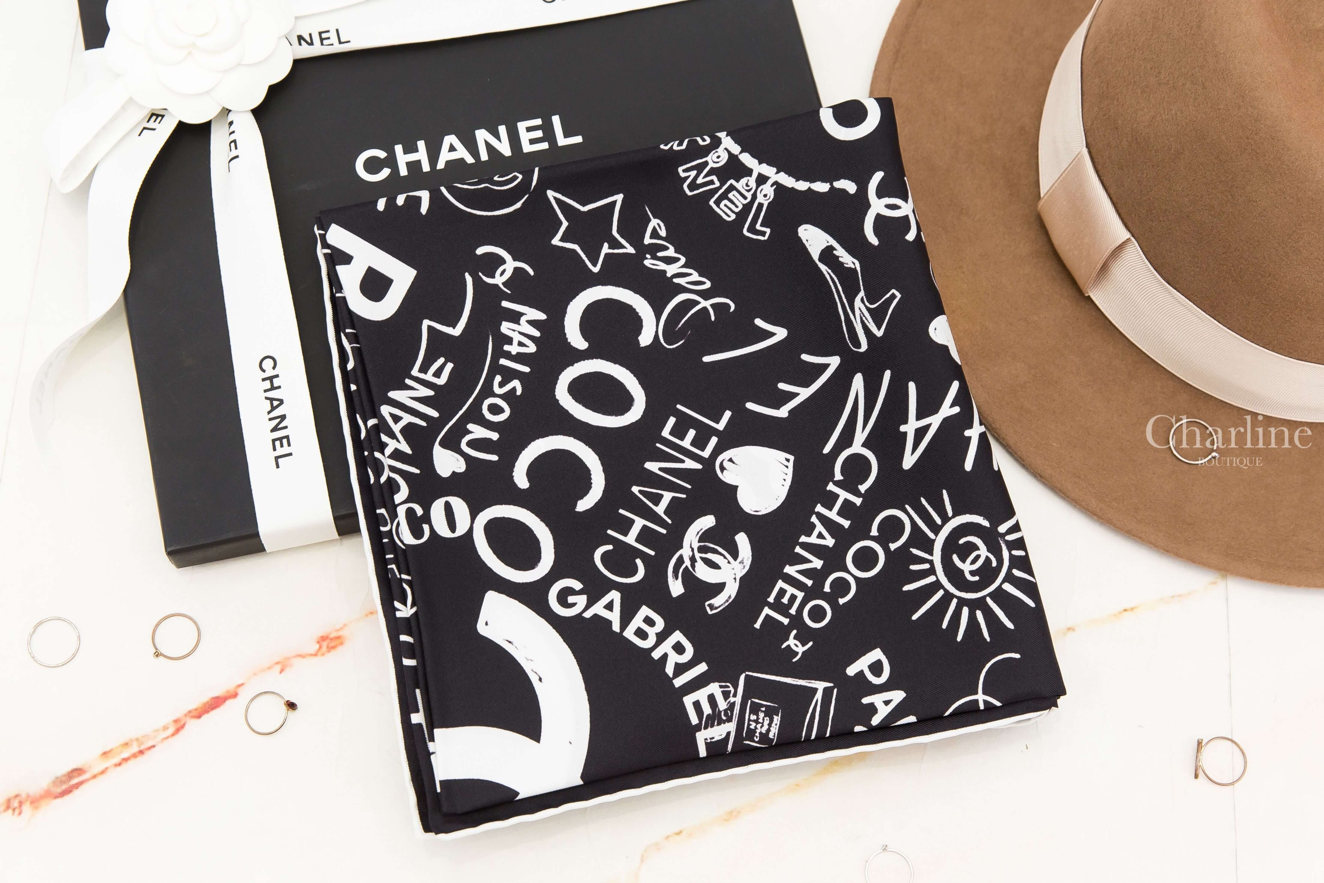 Chanel Square Scarf 黑底滿版白色手繪塗鴉字樣白色滾邊真絲方巾-Charline Boutique 精品代購