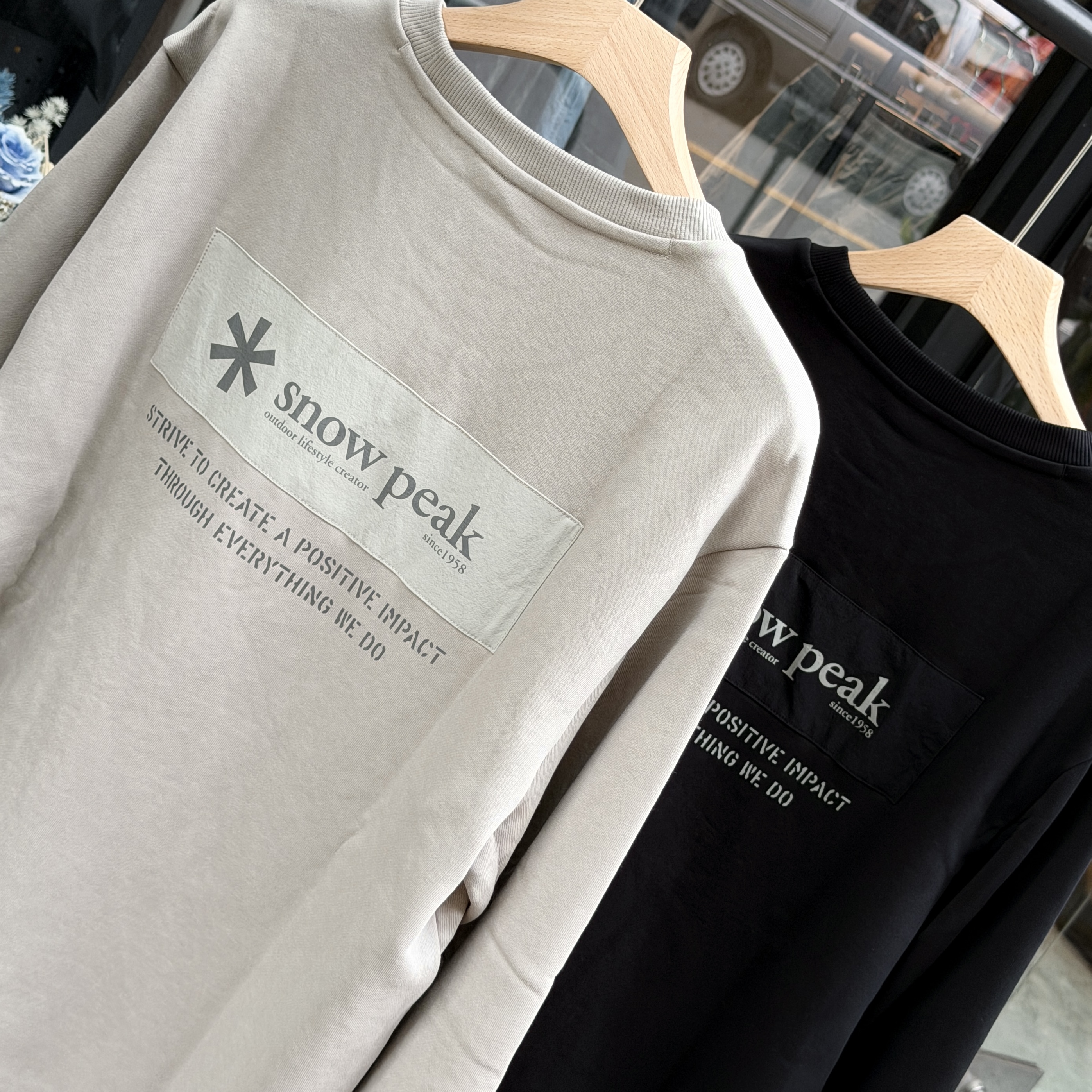 【零碼折扣】Snow Peak Woven Patch sweatshirt 貼布box 大學tee 長袖 S25FMFHT24