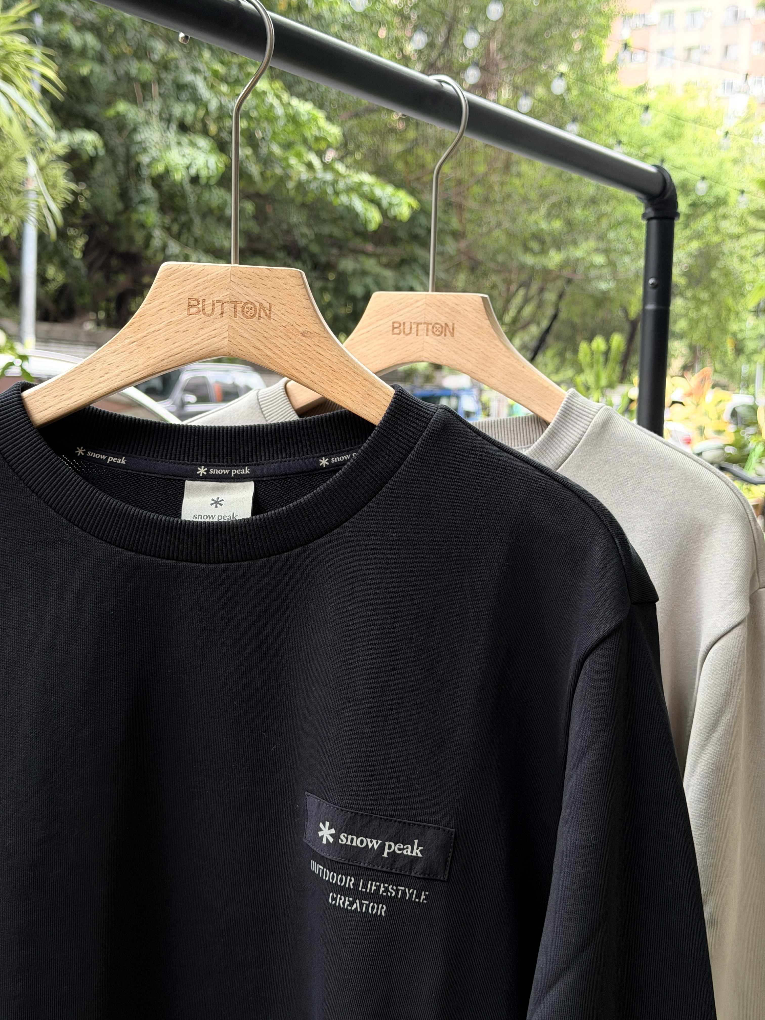 【零碼折扣】Snow Peak Woven Patch sweatshirt 貼布box 大學tee 長袖 S25FMFHT24
