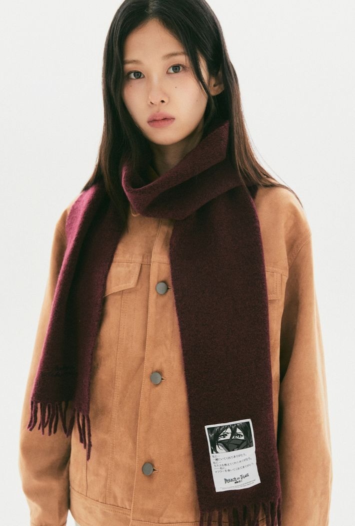 【預購】SPAO X 進擊的巨人 米卡莎圍巾 SPAONKA