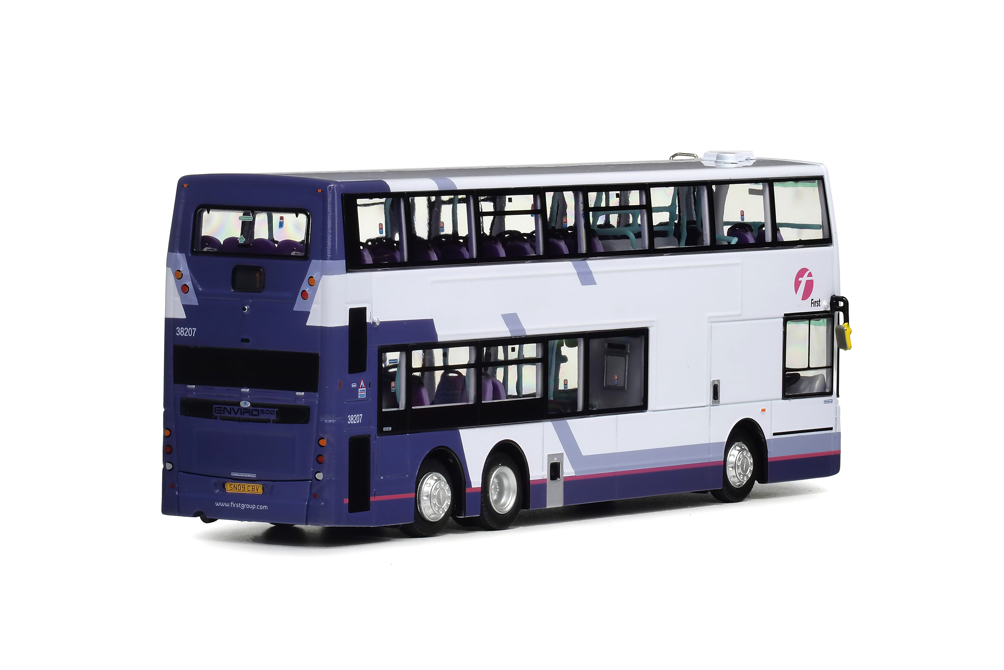 UKD76001 1:76 Firstbus 丹尼士三叉戟歐盟四代12.1米 (1) (只限部份地區)