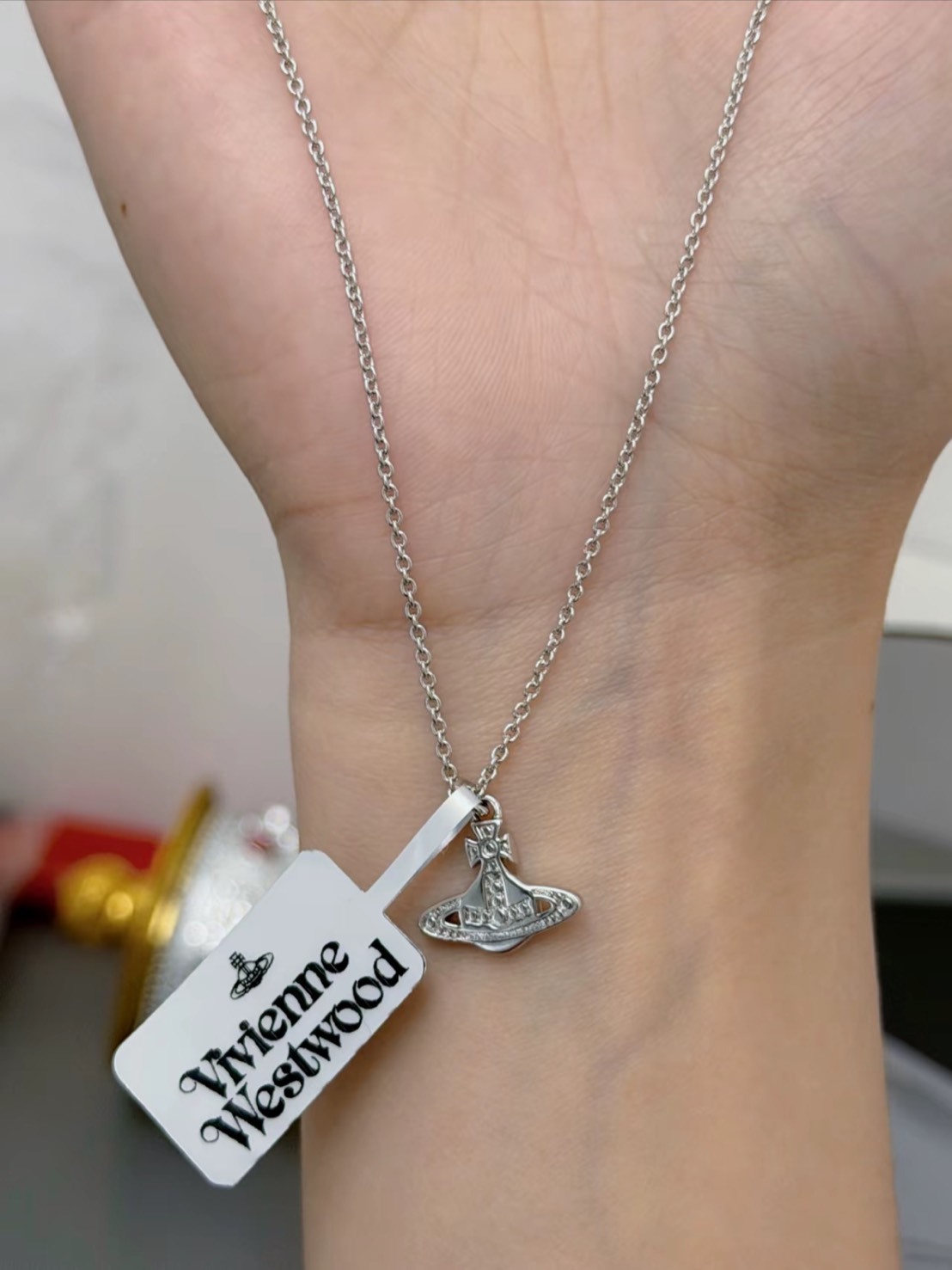 VIVIENNE WESTWOOD 西太后 MARINETTA 平面土星吊墜項鍊