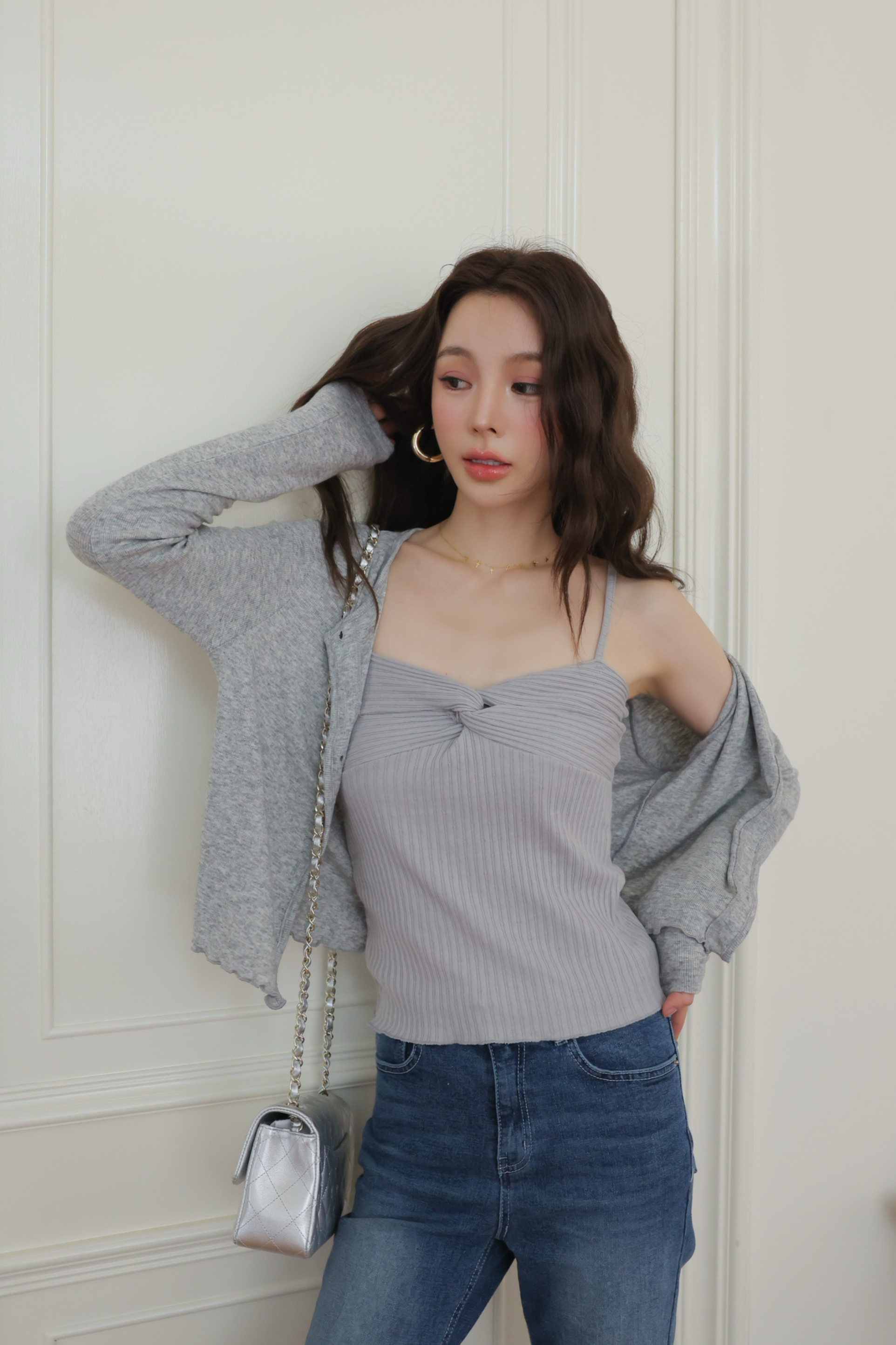胸前扭結坑條細肩背心 HF05