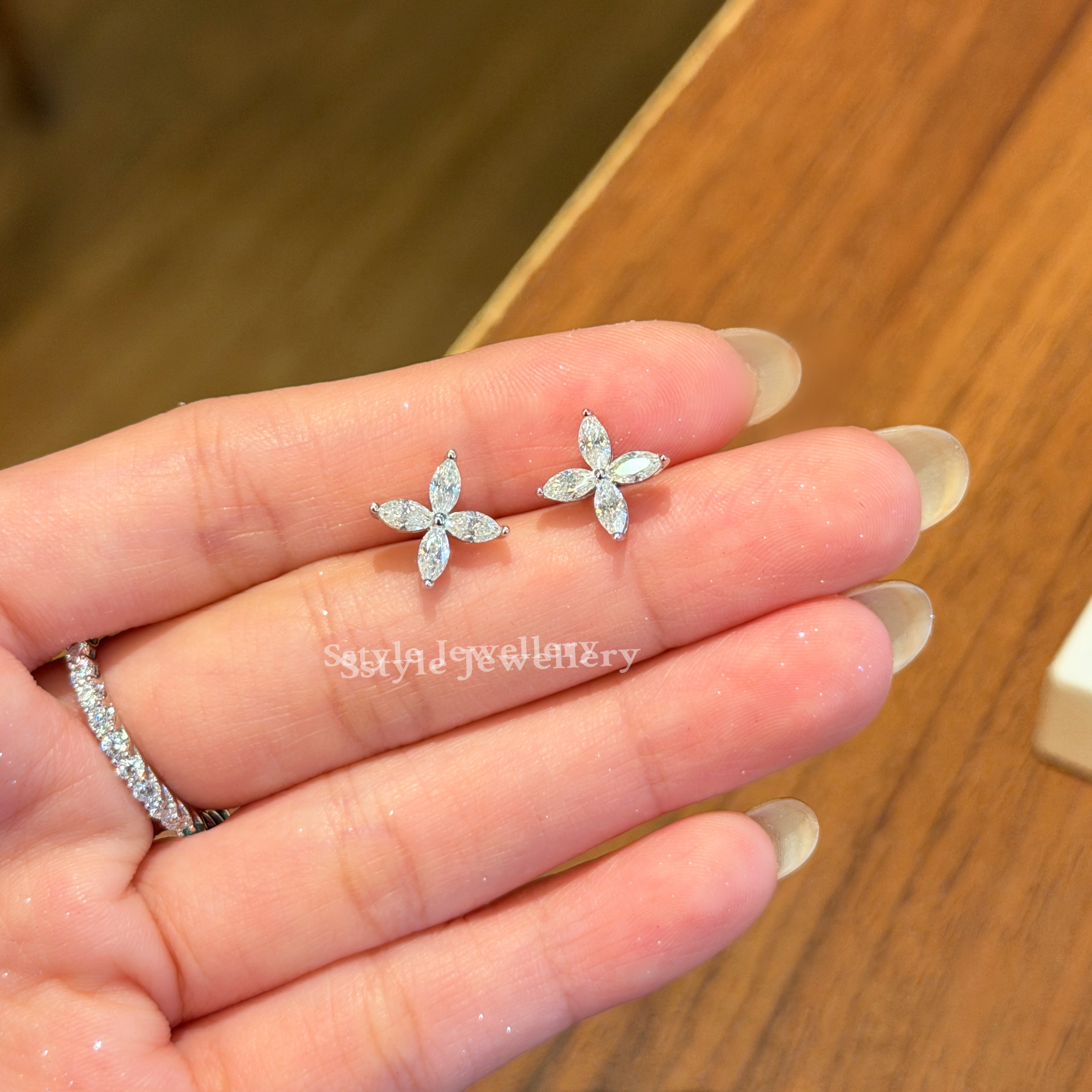 Clara Moissanite Set