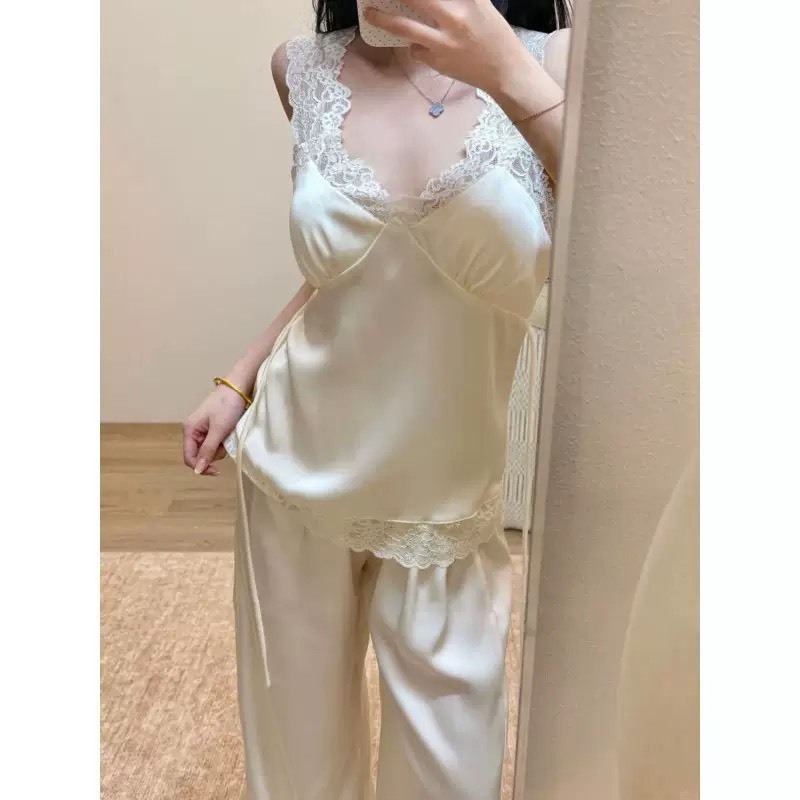 寬蕾絲肩帶 冰絲綢緞睡衣(胸墊款)