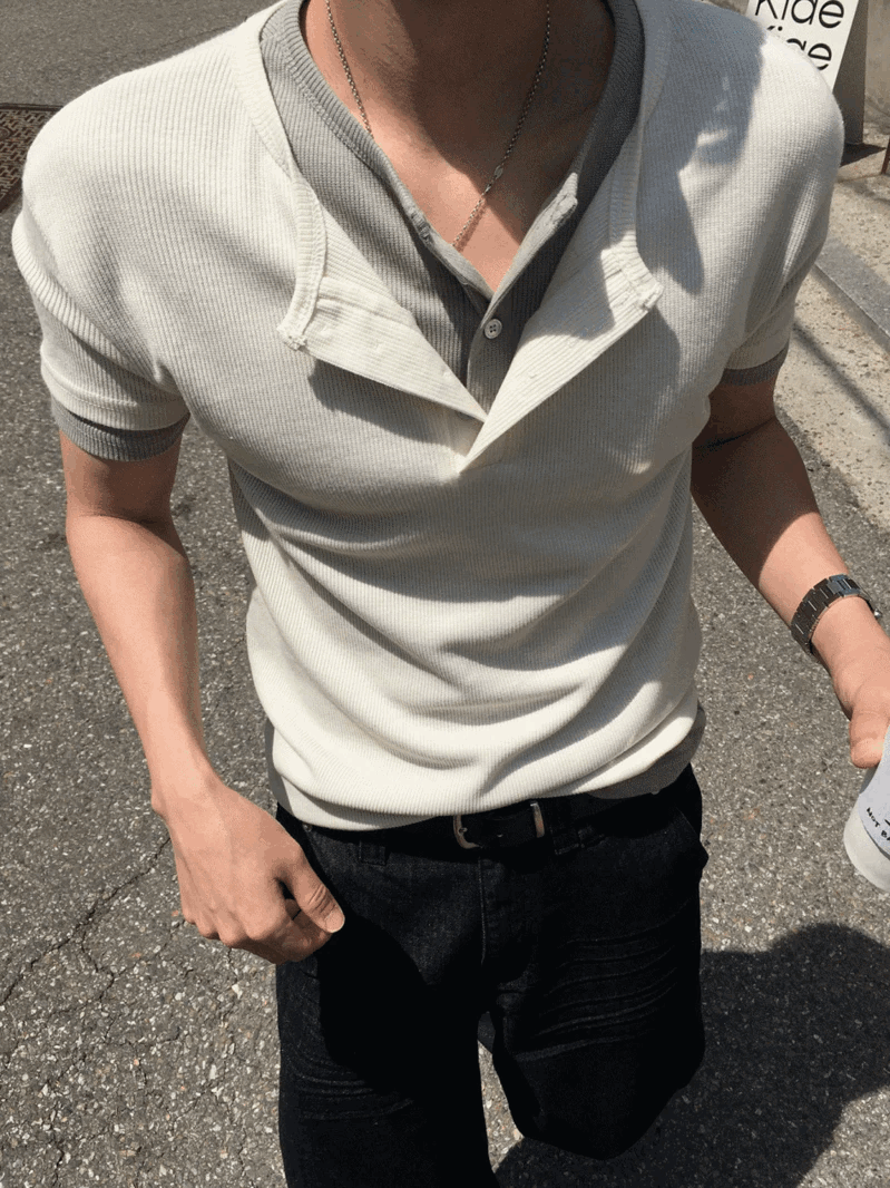 Double-sided Henley collar short-sleeved knit sweater