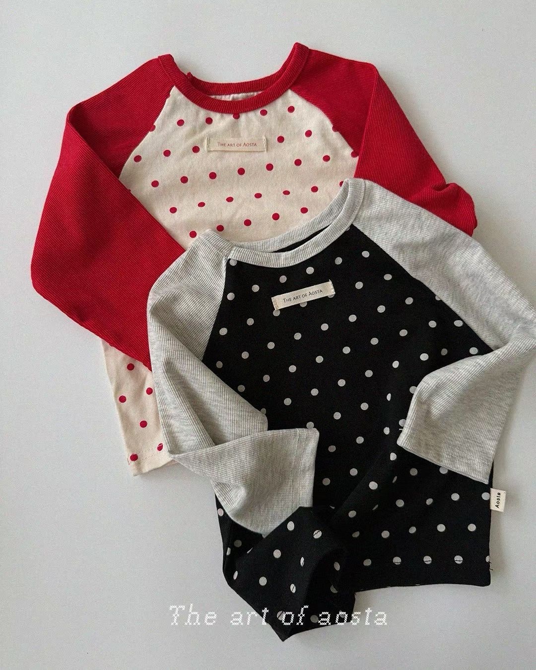 AOSTA Dot Raglan Tee