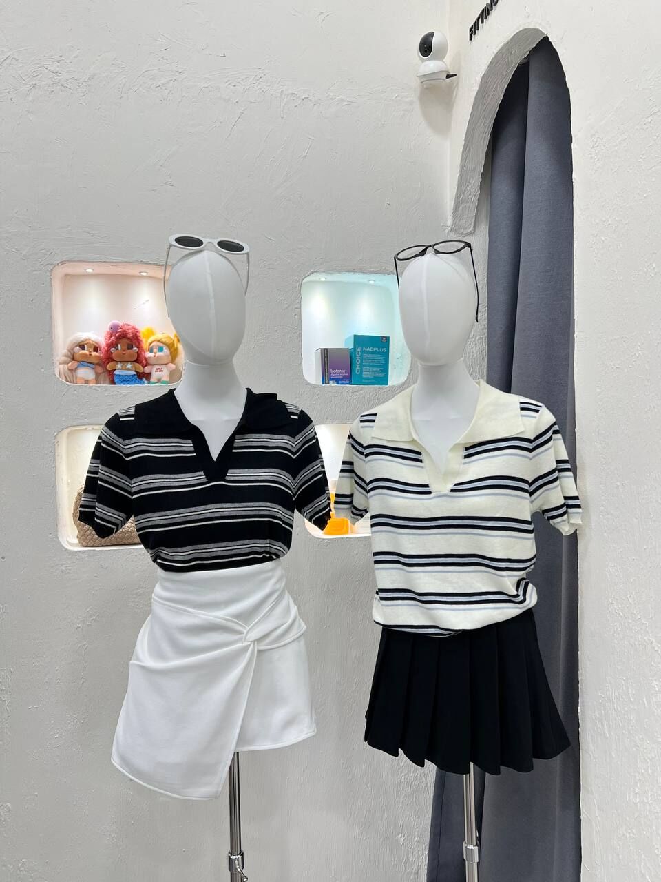 Big Stripe Collar Vneck