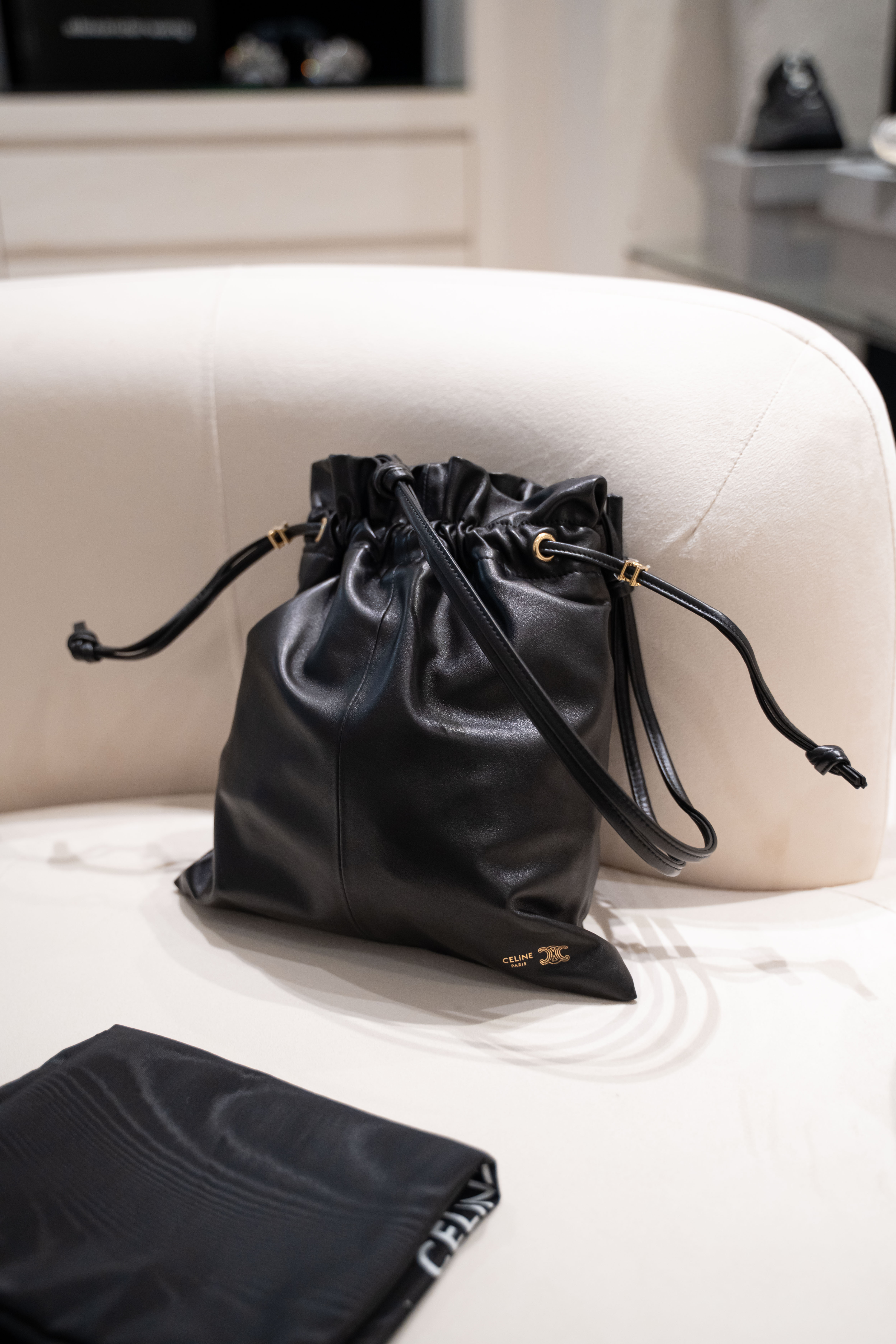 Celine crystal pouch  羊皮水晶收納袋 小號 黑色