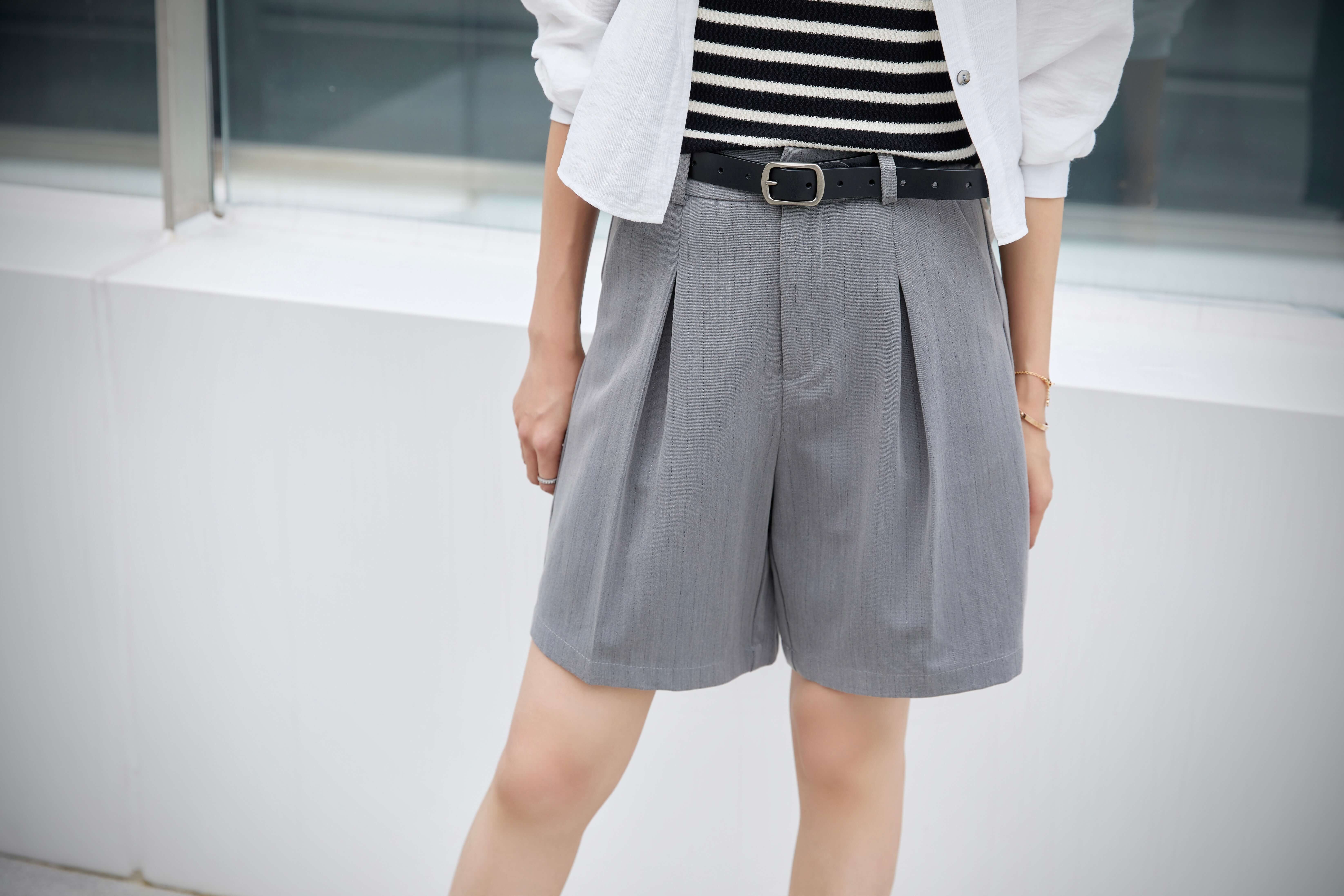 Tailored Striped A-Line Suit Shorts_PT247L01