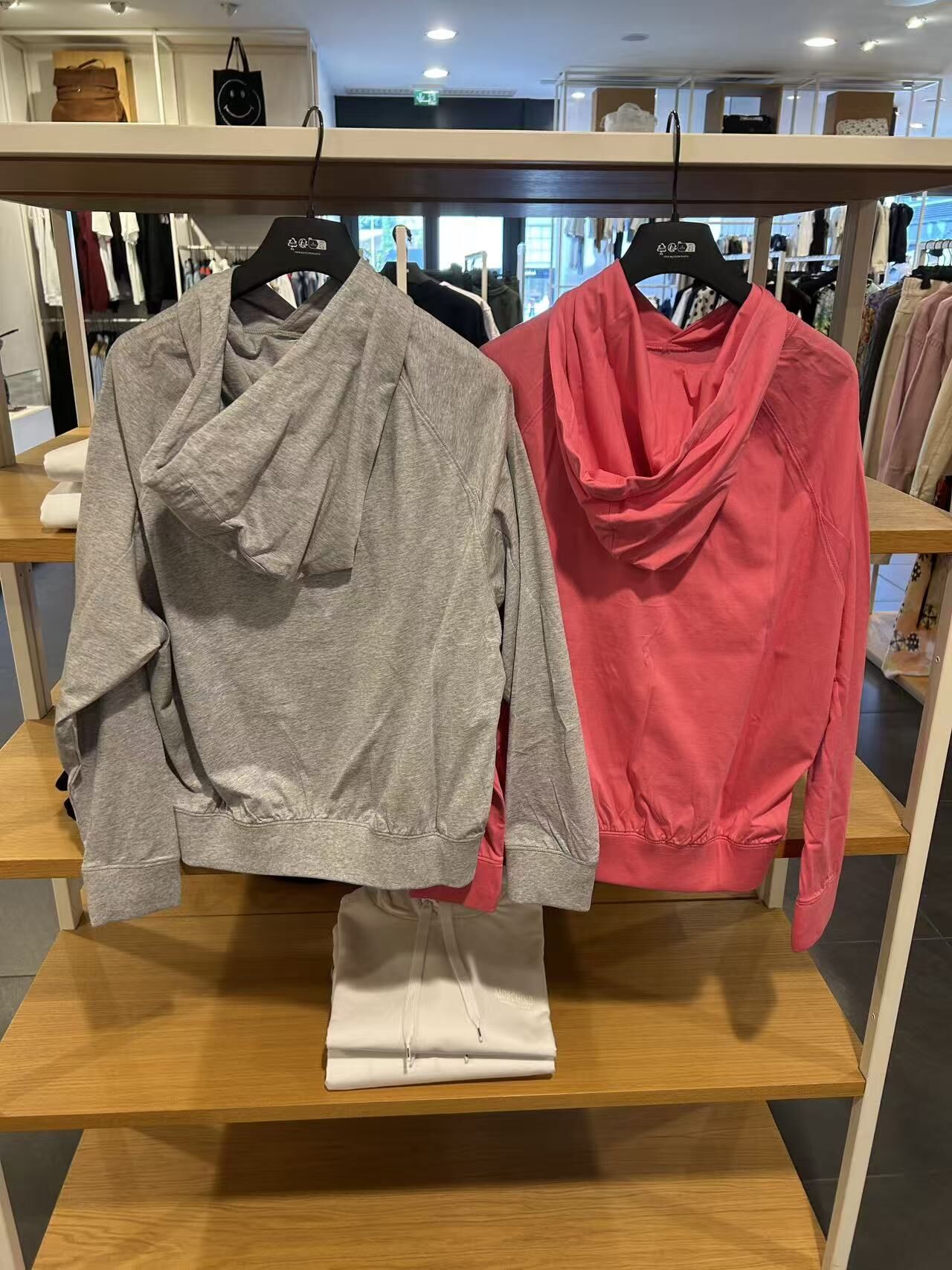 LYS02426 Moschino 女裝熊熊薄款連帽衛衣