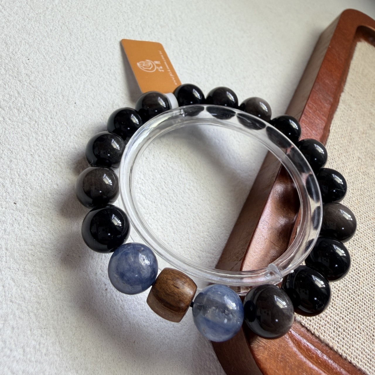 銀曜石 × 梨花木 × 藍晶設計手鍊｜守護能量・沉穩思緒・溝通表達