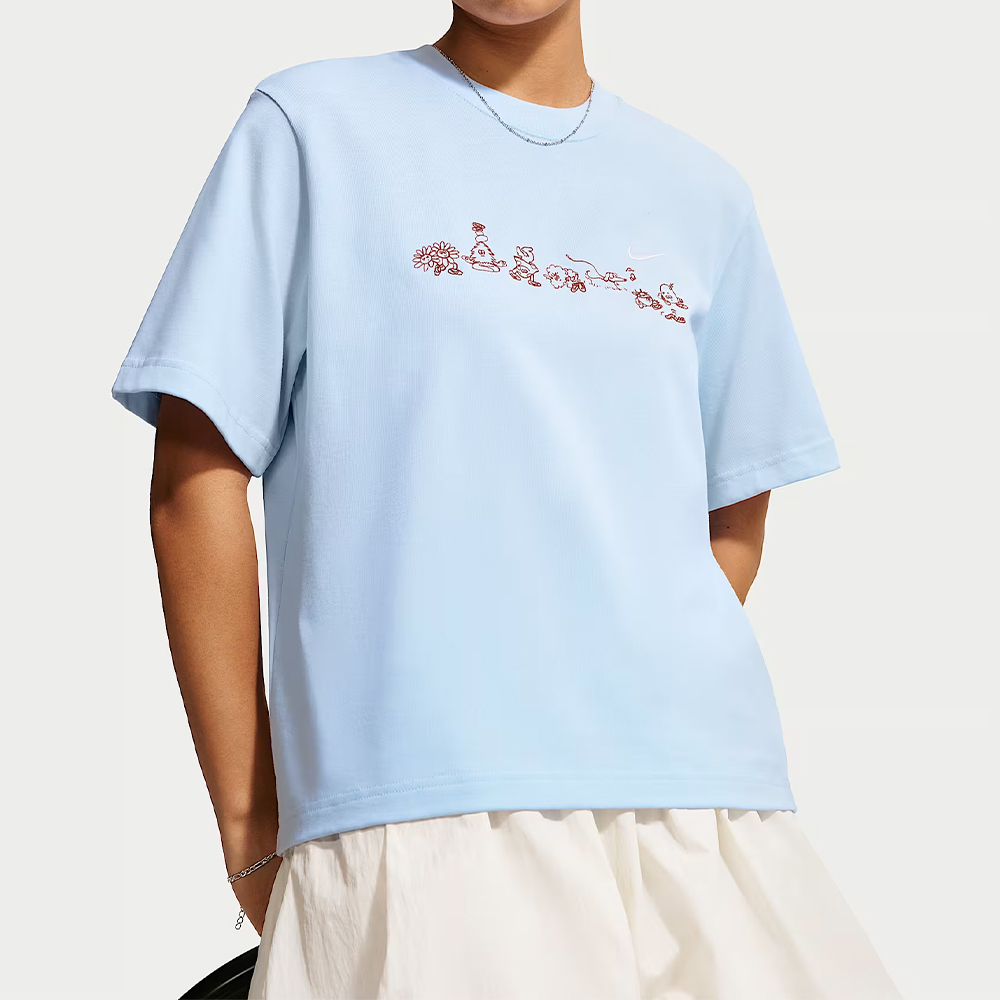 Nike As W Nsw Ss Tee Boxy 短袖 女款 淺藍色 印花 T恤 運動 休閒 IW1213-407