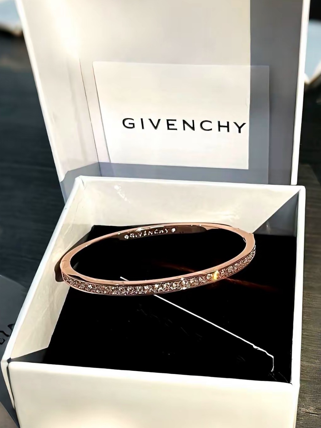 <手腕自帶碎鑽濾鏡✨> GIVENCHY 紀梵希 小碎鑽 手鐲 三色