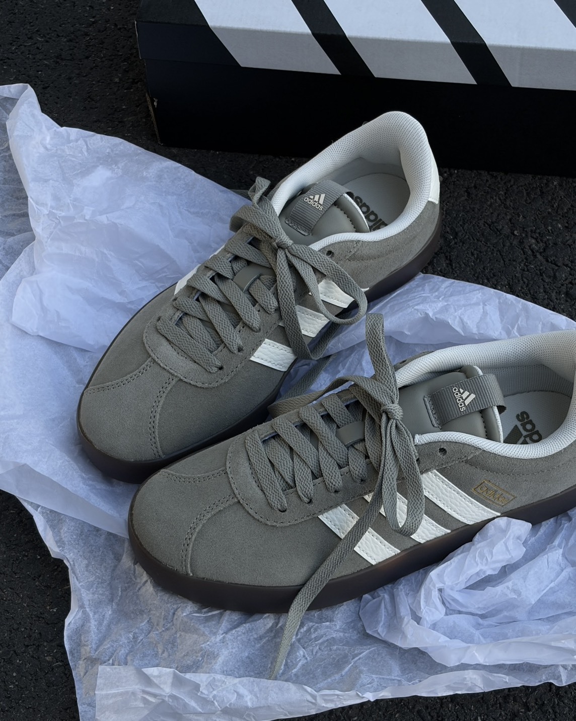 <這配色給到夯>Adidas Neo Vl Court 3.0 德訓鞋 深咖底 麂皮 霧感灰綠