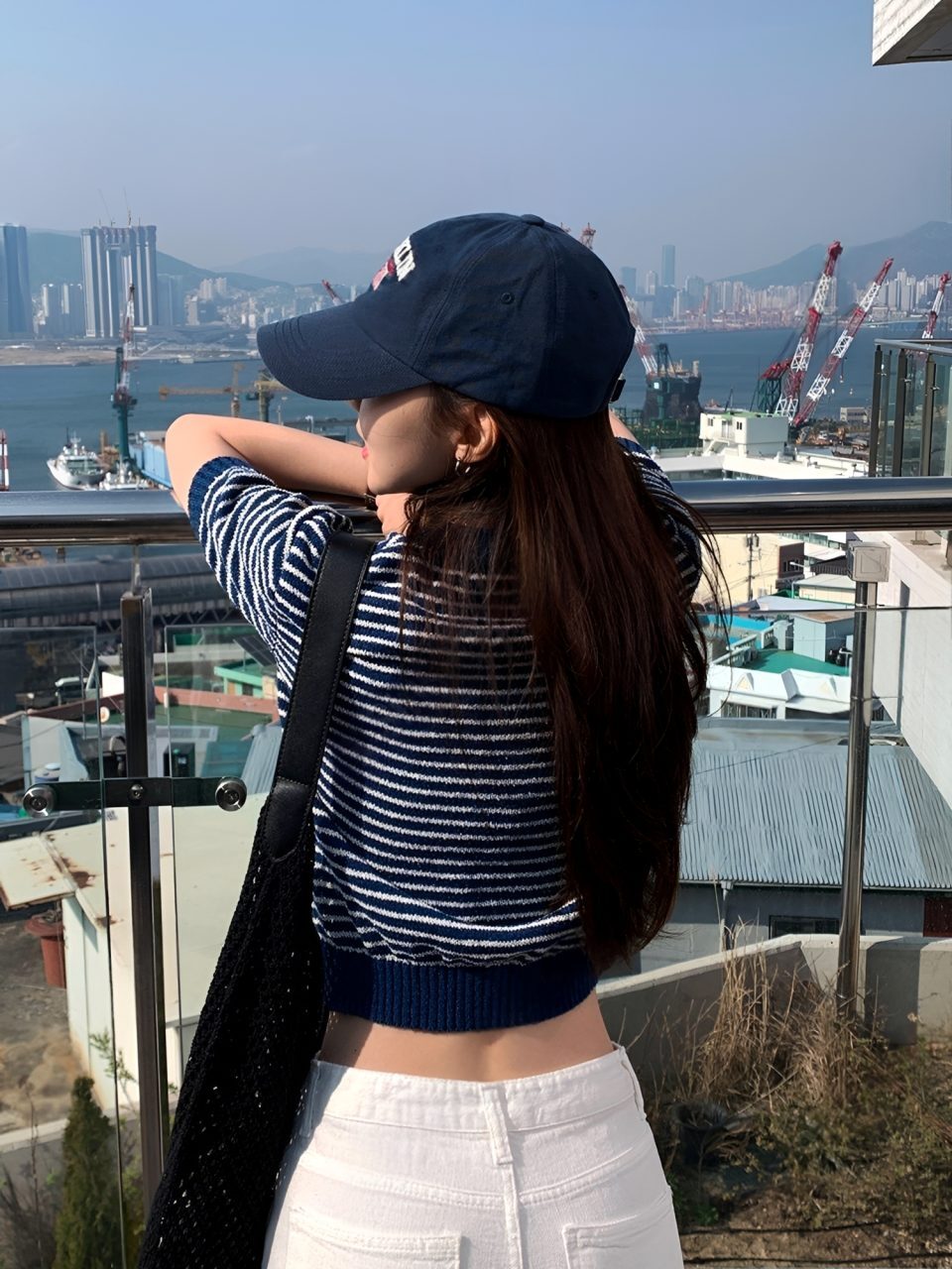 藏青條紋針織衫女款背面版型 THankus