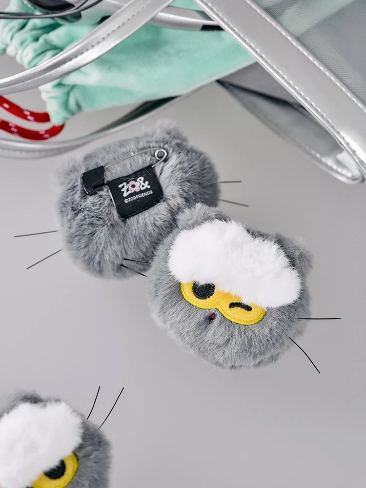 韓國現貨｜ZO＆FRIENDS ZOA WINK毛絨徽章 PLUSH BADGE
