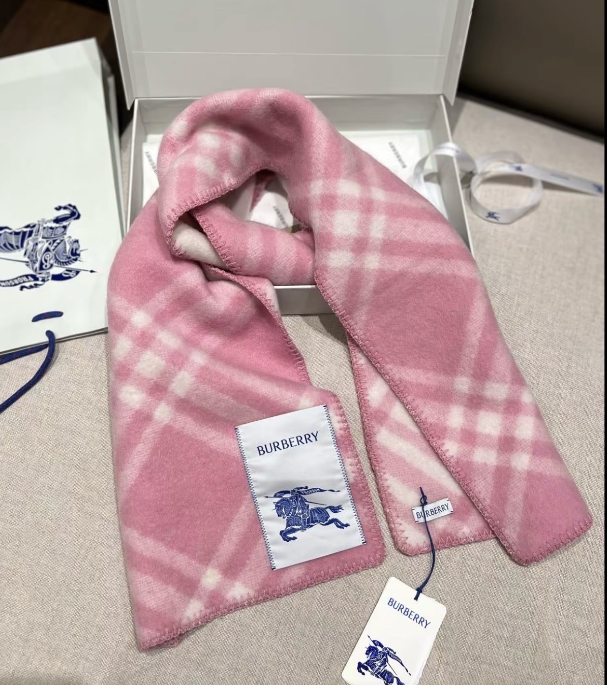 【3色入】Burberry Classic Check Wool Scarf 經典格紋羊毛頸巾