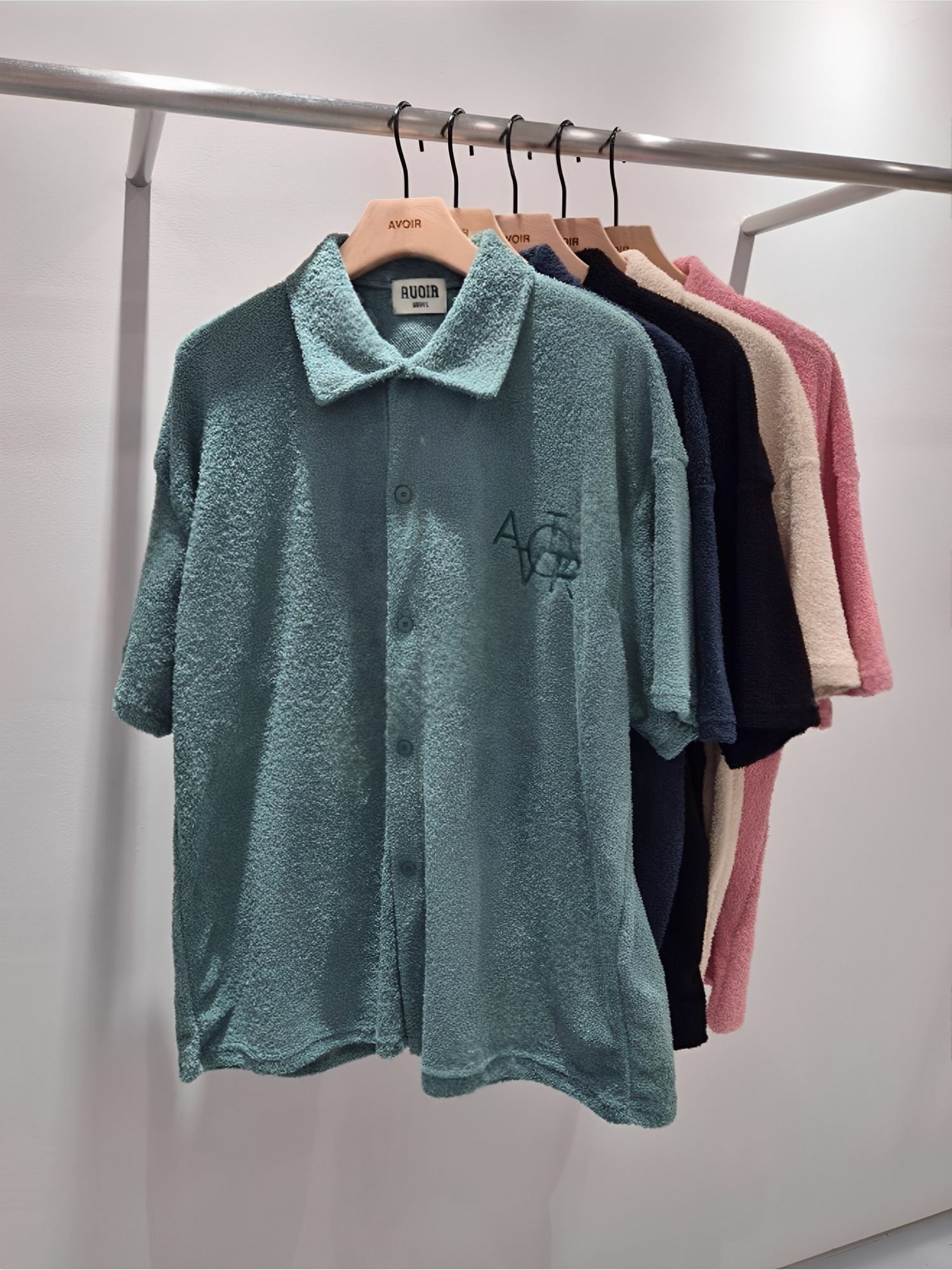薄荷色毛巾布開衫多色吊掛展示 THankus