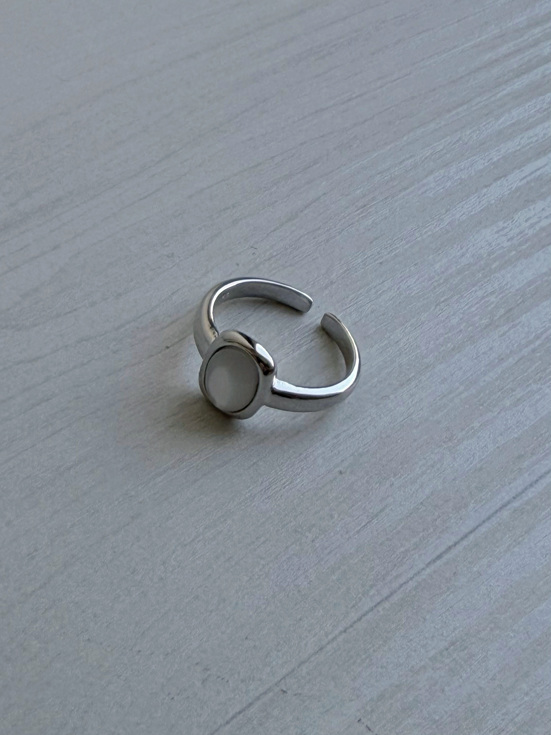 S925 milky stone ring