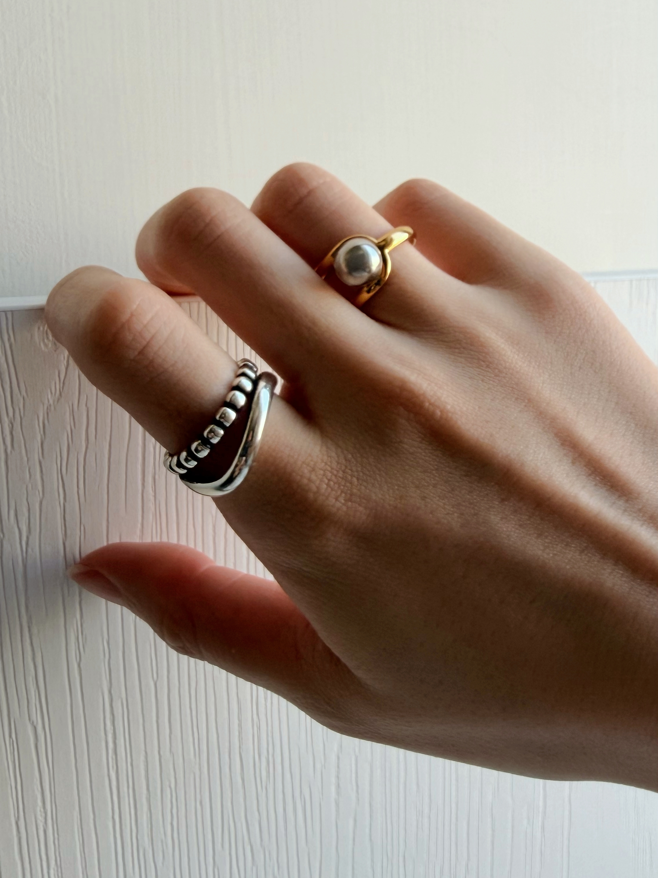 SS bicolor ball design ring
