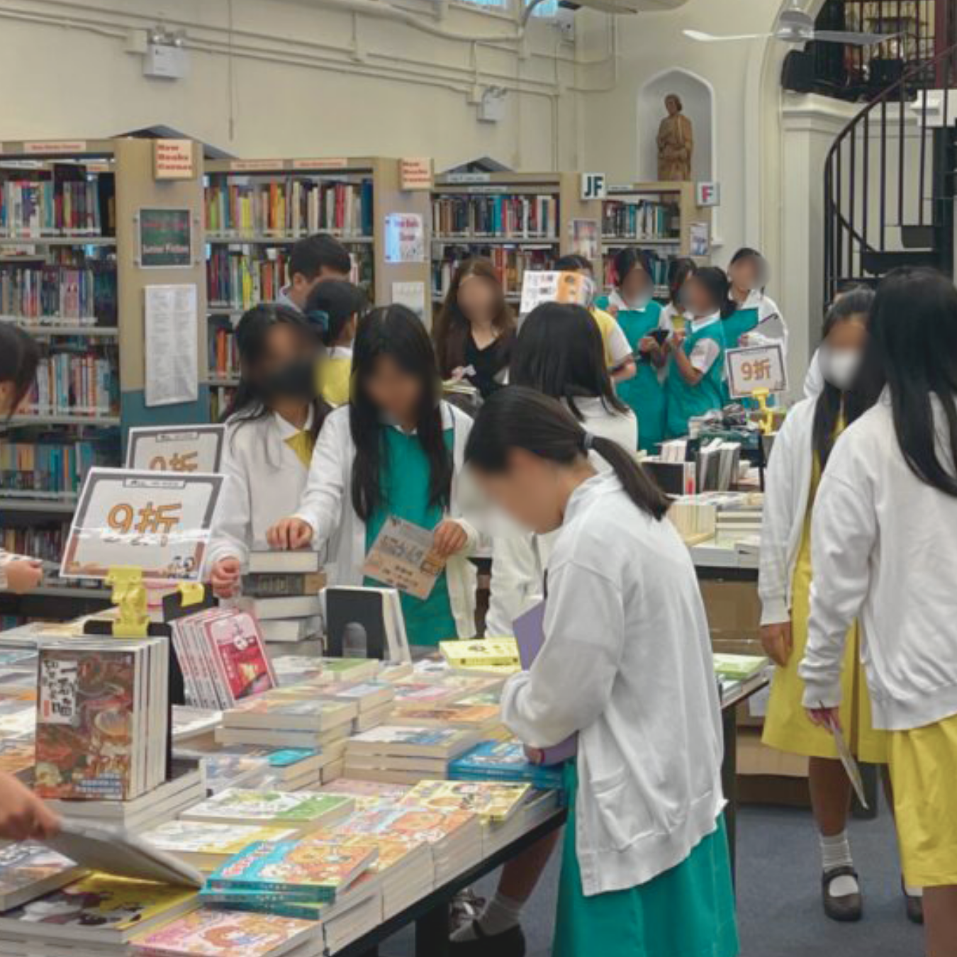 中學書展現場氣氛2