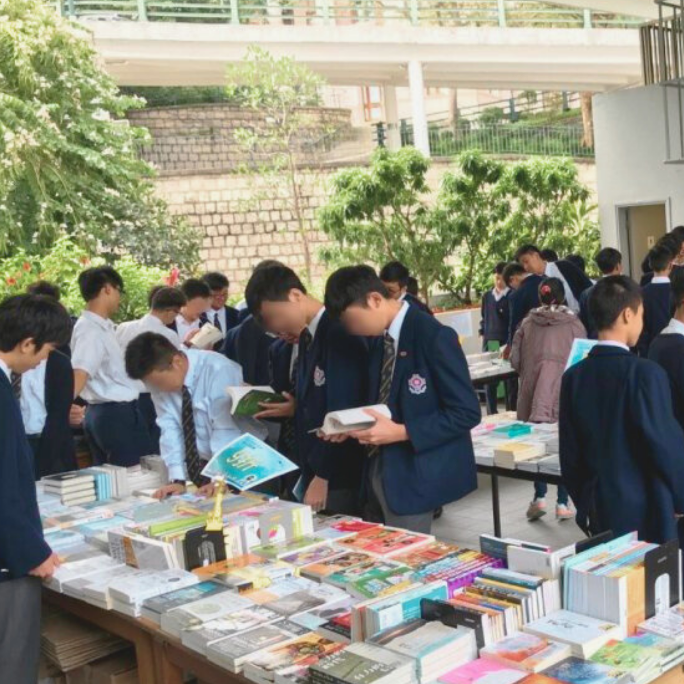 中學書展現場氣氛1