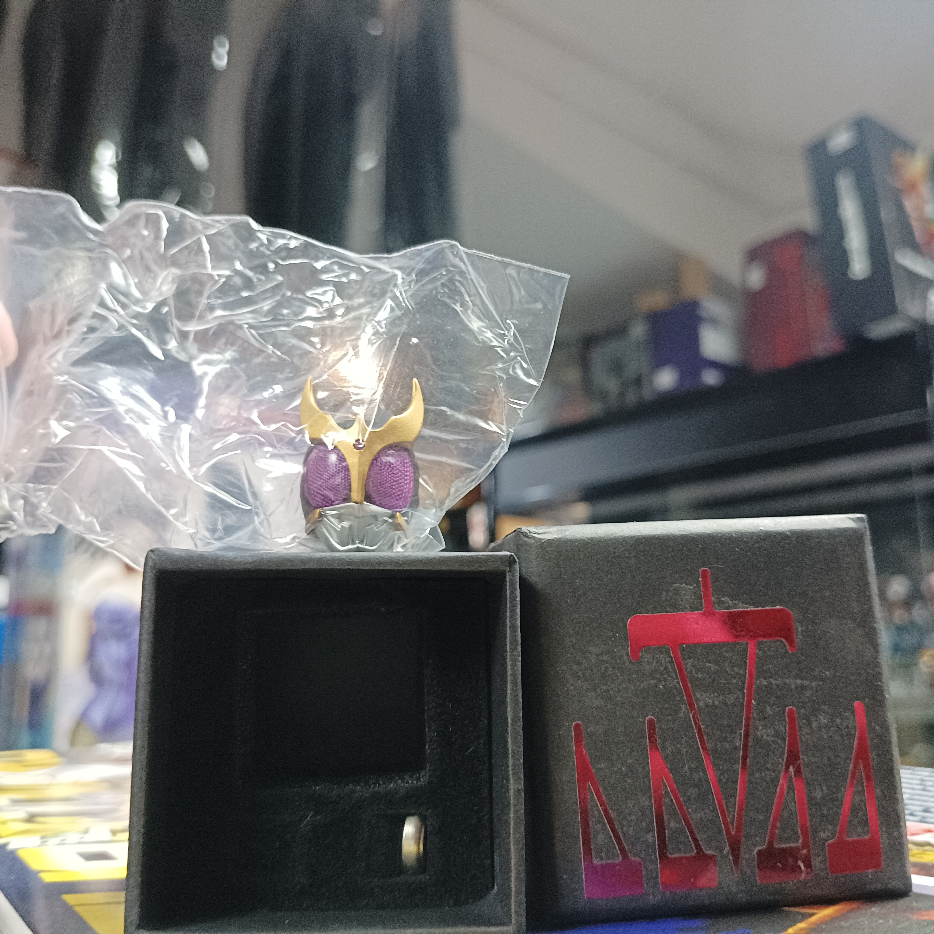 幪面超人-改造屋 真骨雕 Kuuga 發光頭 泰坦