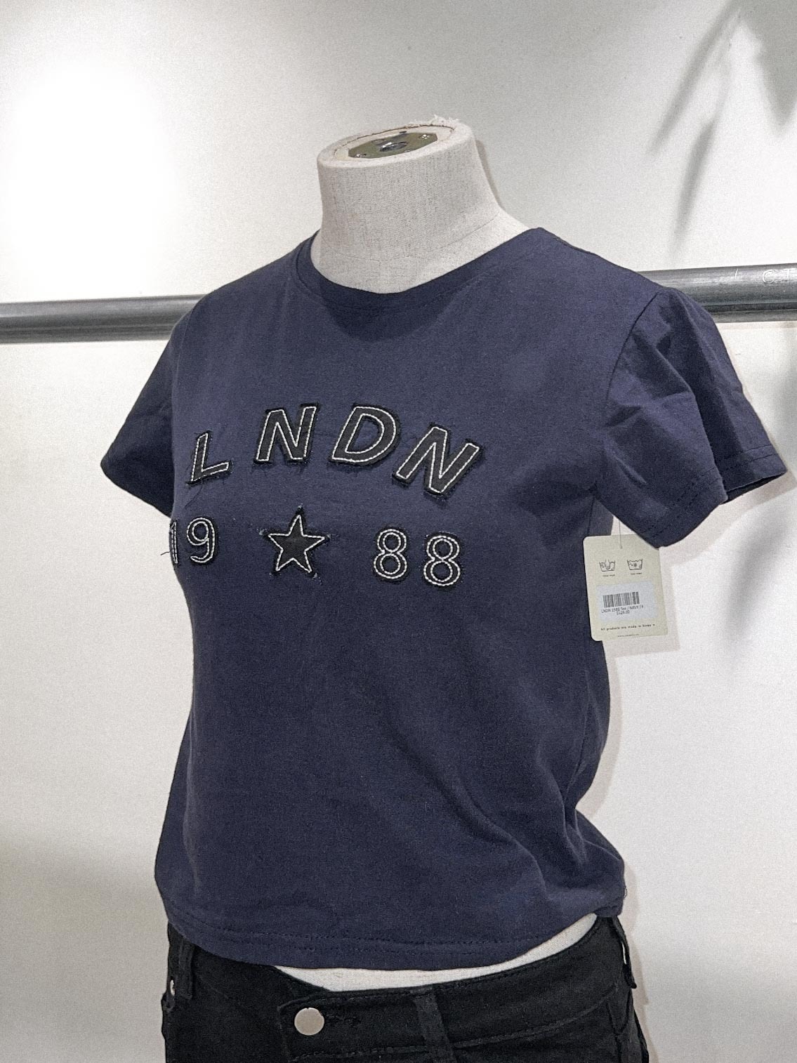 【現貨】LNDN 1988 Tee