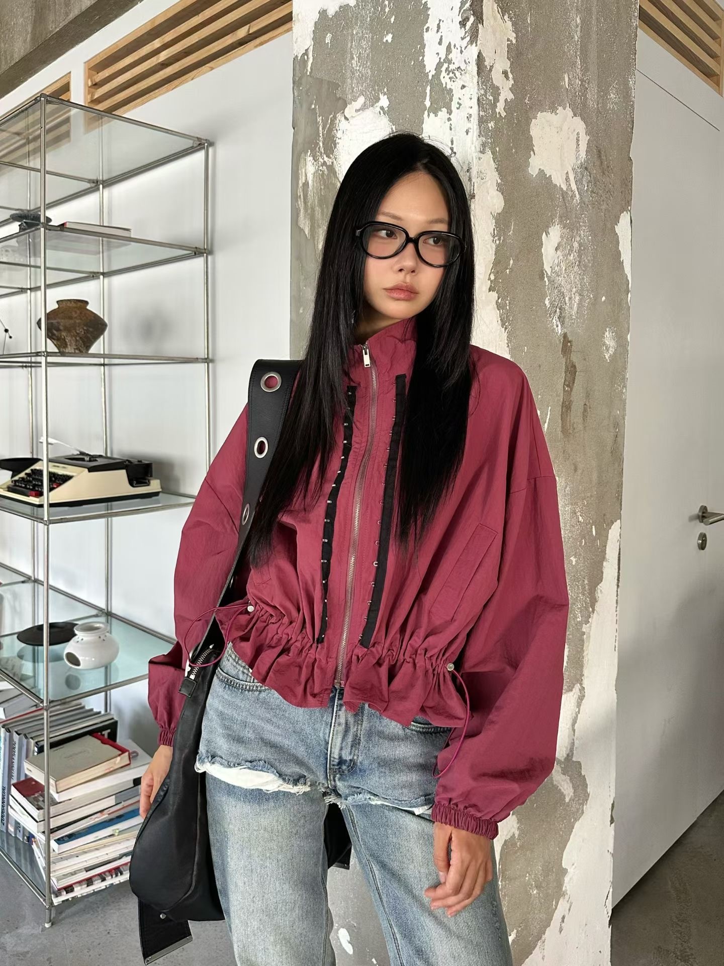 鉚釘小裙擺拉鍊夾克