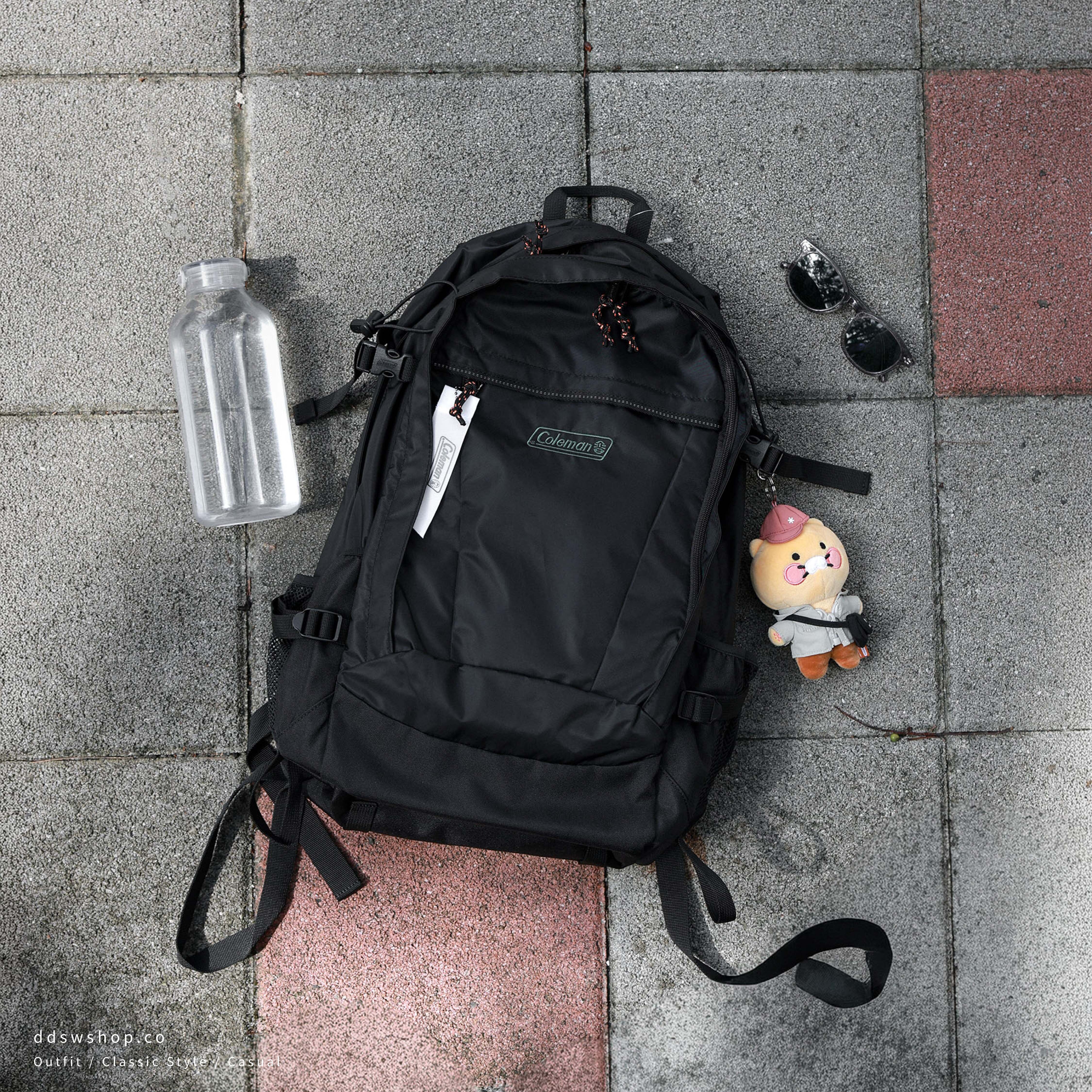 Coleman WALKER 33L 機能背包