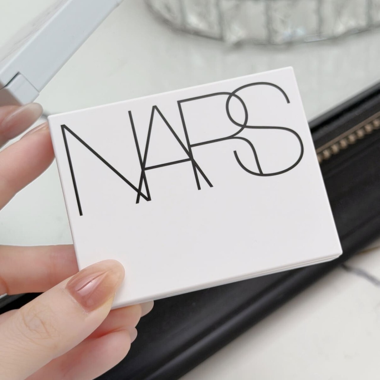 【預購】NARS 裸光幻彩蜜粉餅 10g