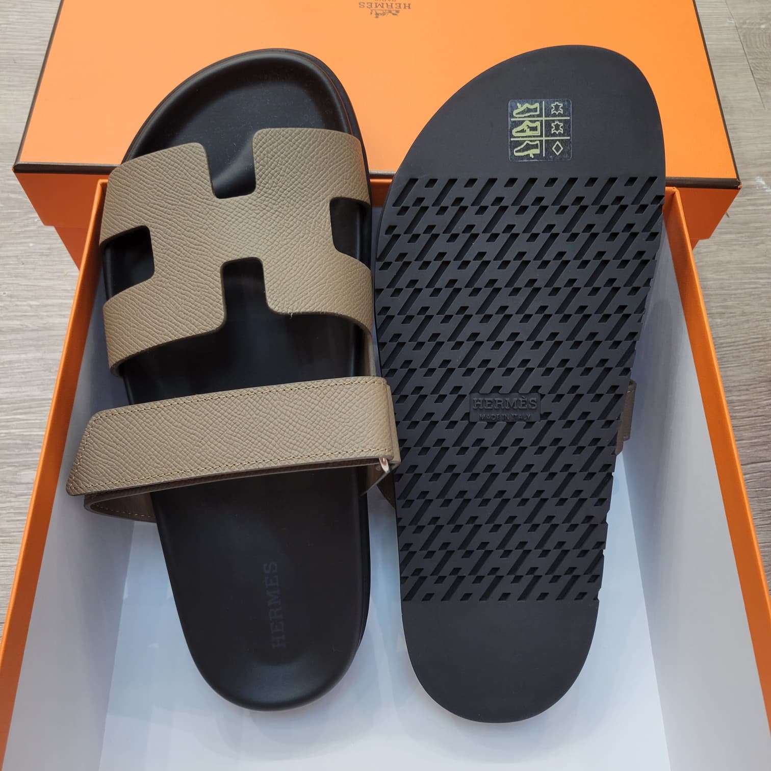 Hermes Chypre sandals Etoupe (Women) 37